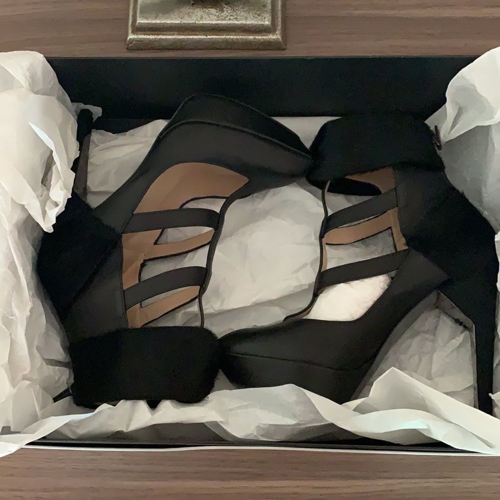 Nicholas Kirkwood Nicholas Kirkwood x Rodarte platform booties shoes Size US 6.5 / IT 36.5 - 11 Thumbnail