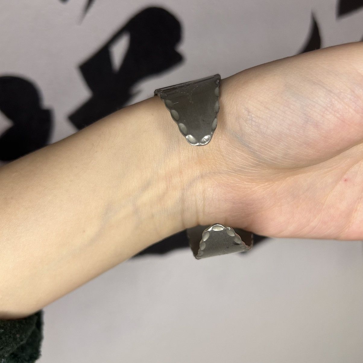 Japanese Brand Vintage Engraved Bangle Size ONE SIZE - 8 Thumbnail