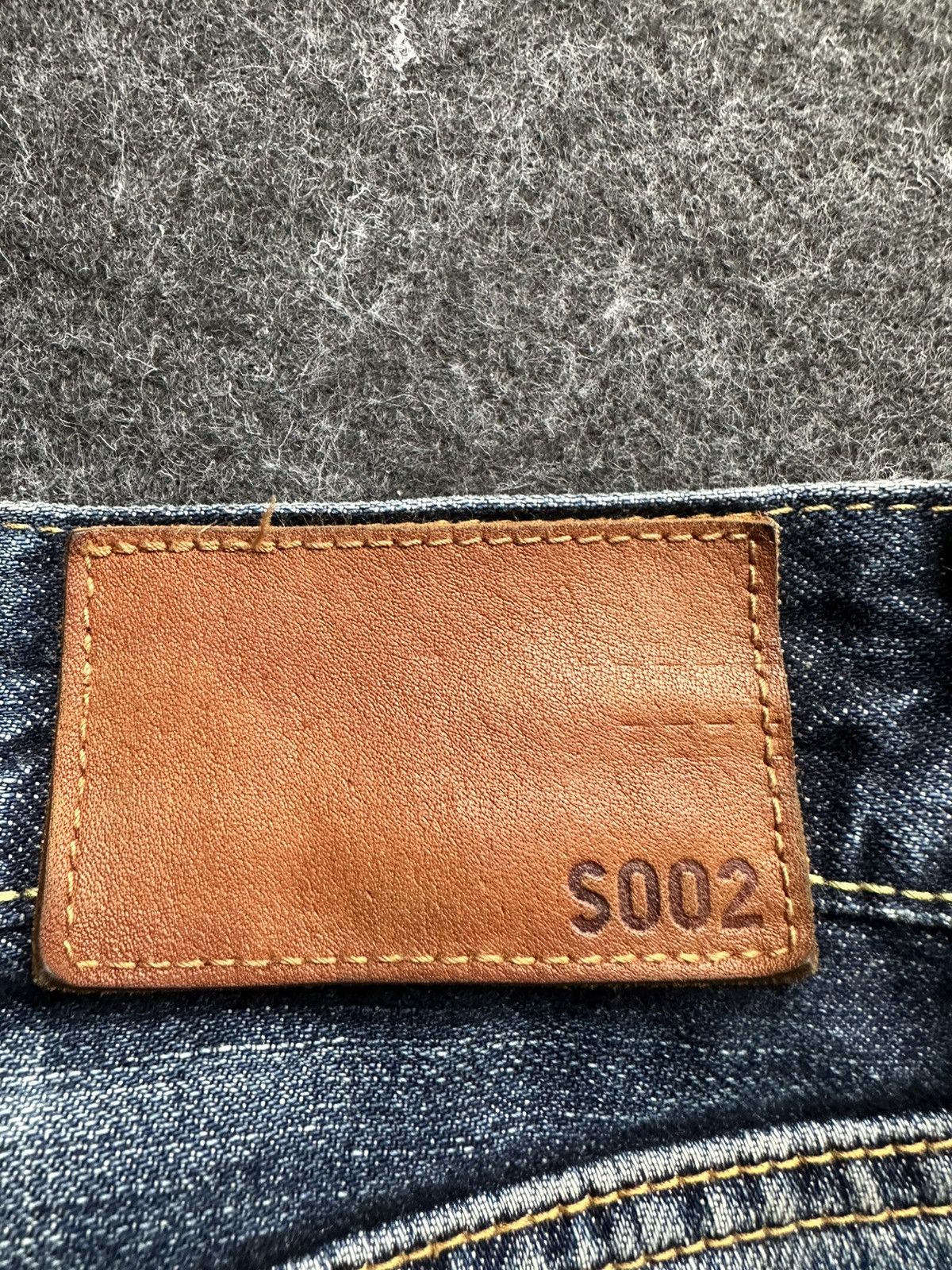 Uniqlo Uniqlo S002 Kaihara Faded Washed Vintage Denim D412 Size US 32 / EU 48 - 6 Thumbnail