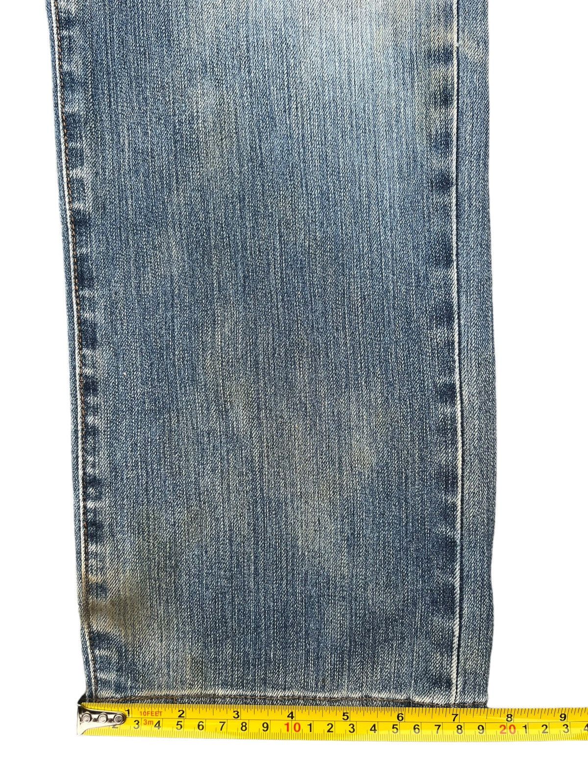 Undercover × Uniqlo Vintage Japanese Brand Dirty Mud Washed Classic Leg Jeans Size US 32 / EU 48 - 12 Thumbnail