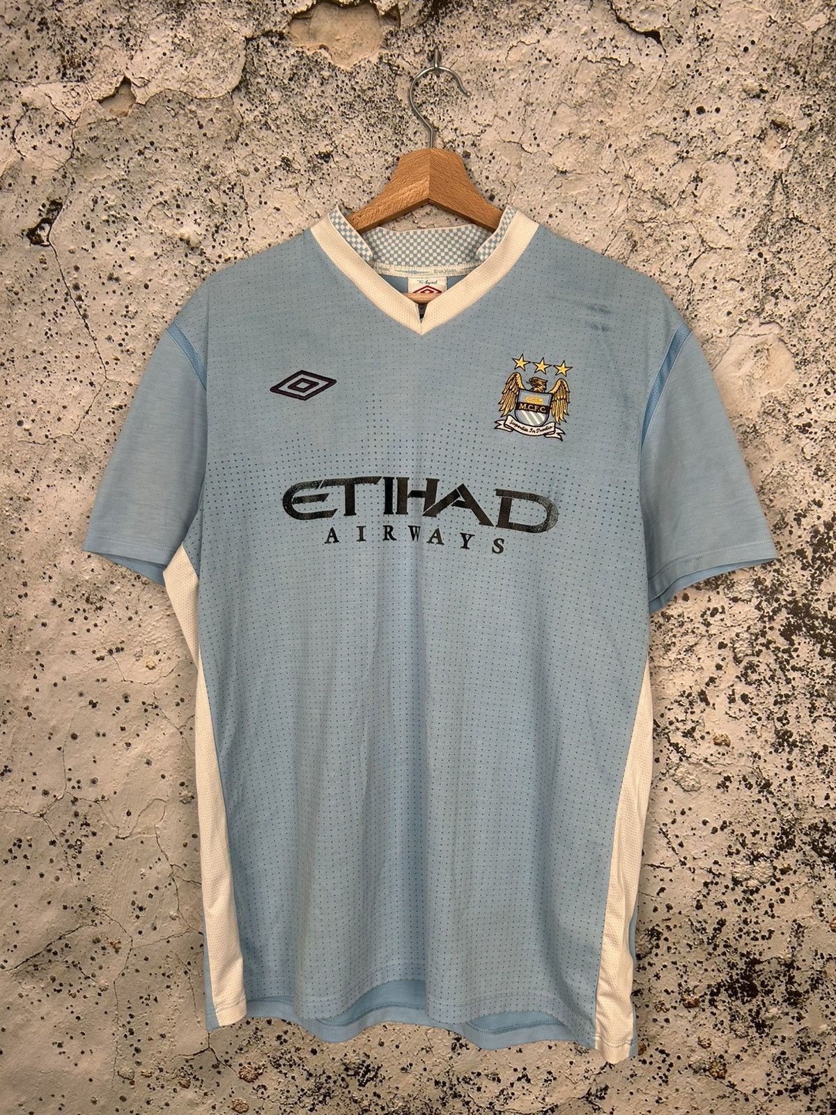 Umbro Kompany Manchester City Umbro Soccer Jersey Football Rare Size US L / EU 52-54 / 3 - 2 Thumbnail
