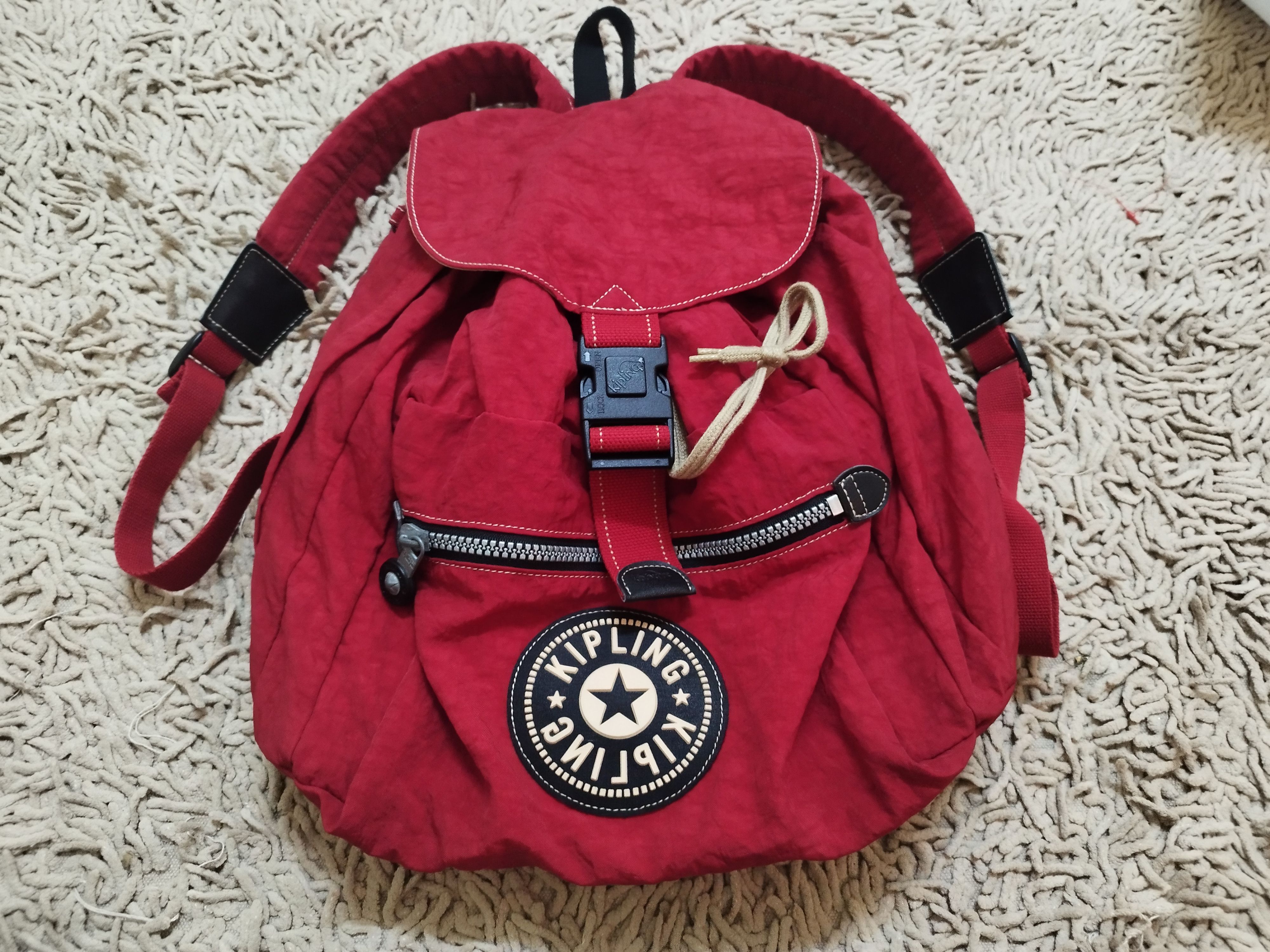 Vintage 90s kipling backpack