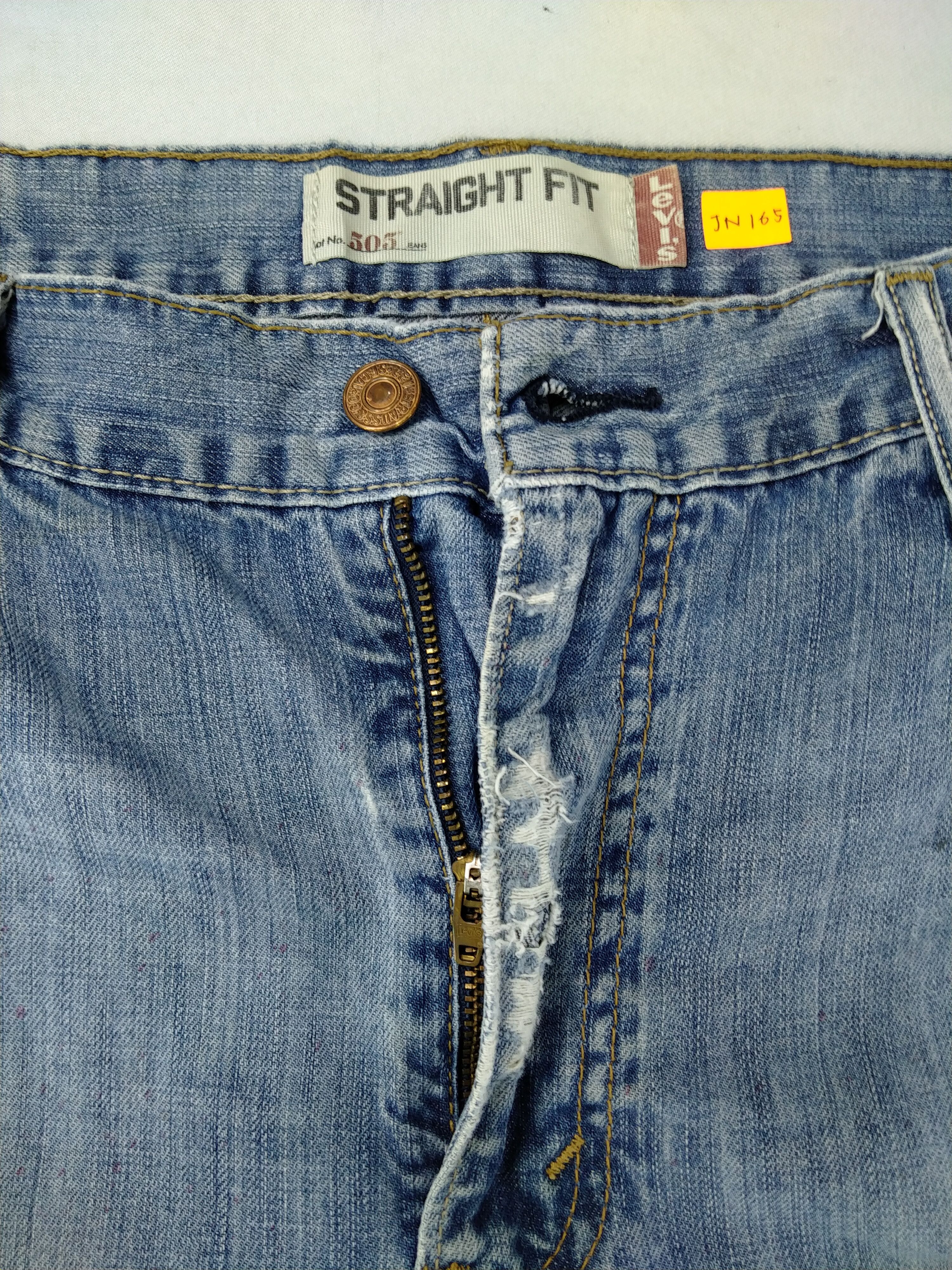 Japanese Brand Vintage Levi's 505 Straight Ripped Denim 35x30.5 JN165 Size US 35 - 7 Thumbnail