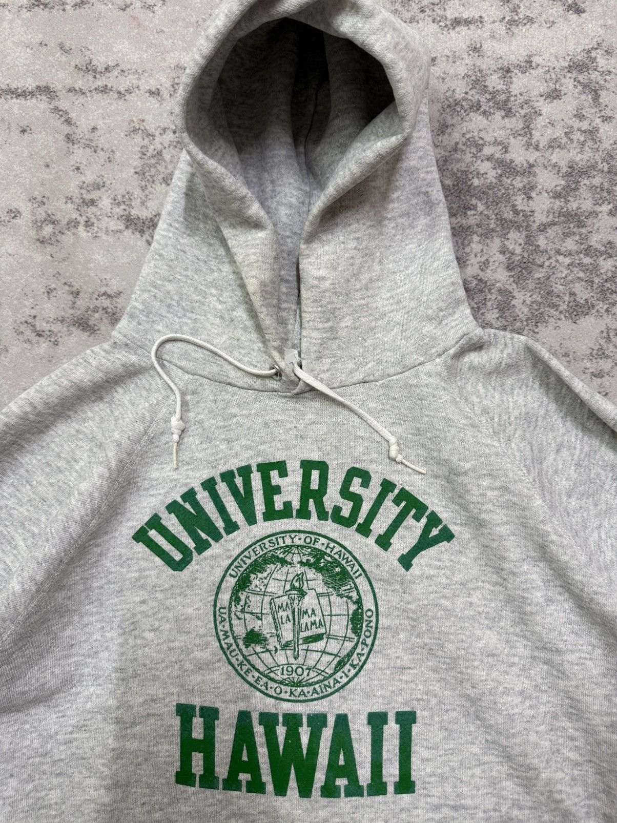 Vintage Vintage 80s University Hawaii Pullover Sweater Hoodie Size US M / EU 48-50 / 2 - 4 Thumbnail