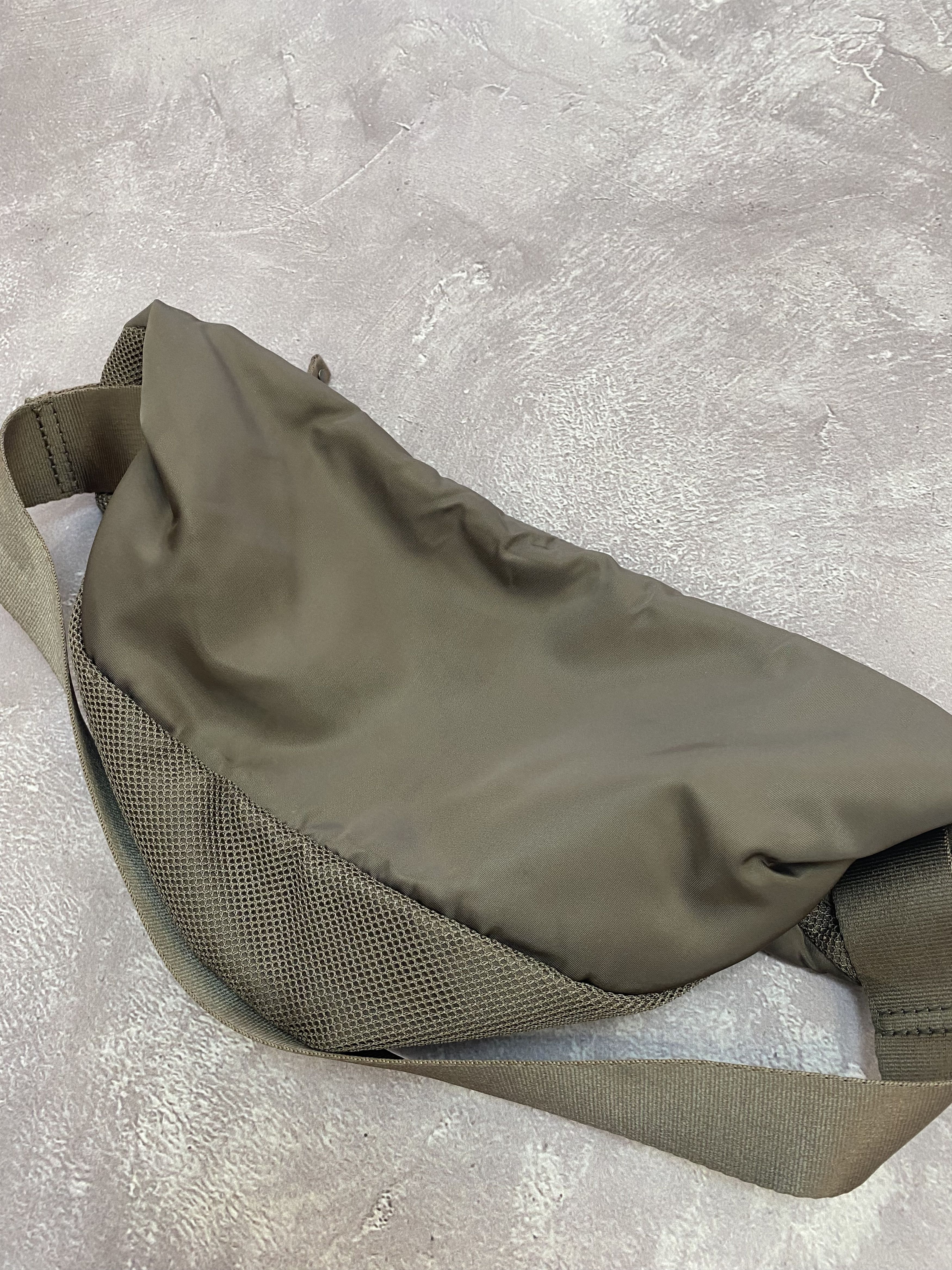 Nike RARE NIKE VINTAGE SLING Y2K NYLON SHOULDER BAG METAL SWOOSH Size ONE SIZE - 7 Thumbnail