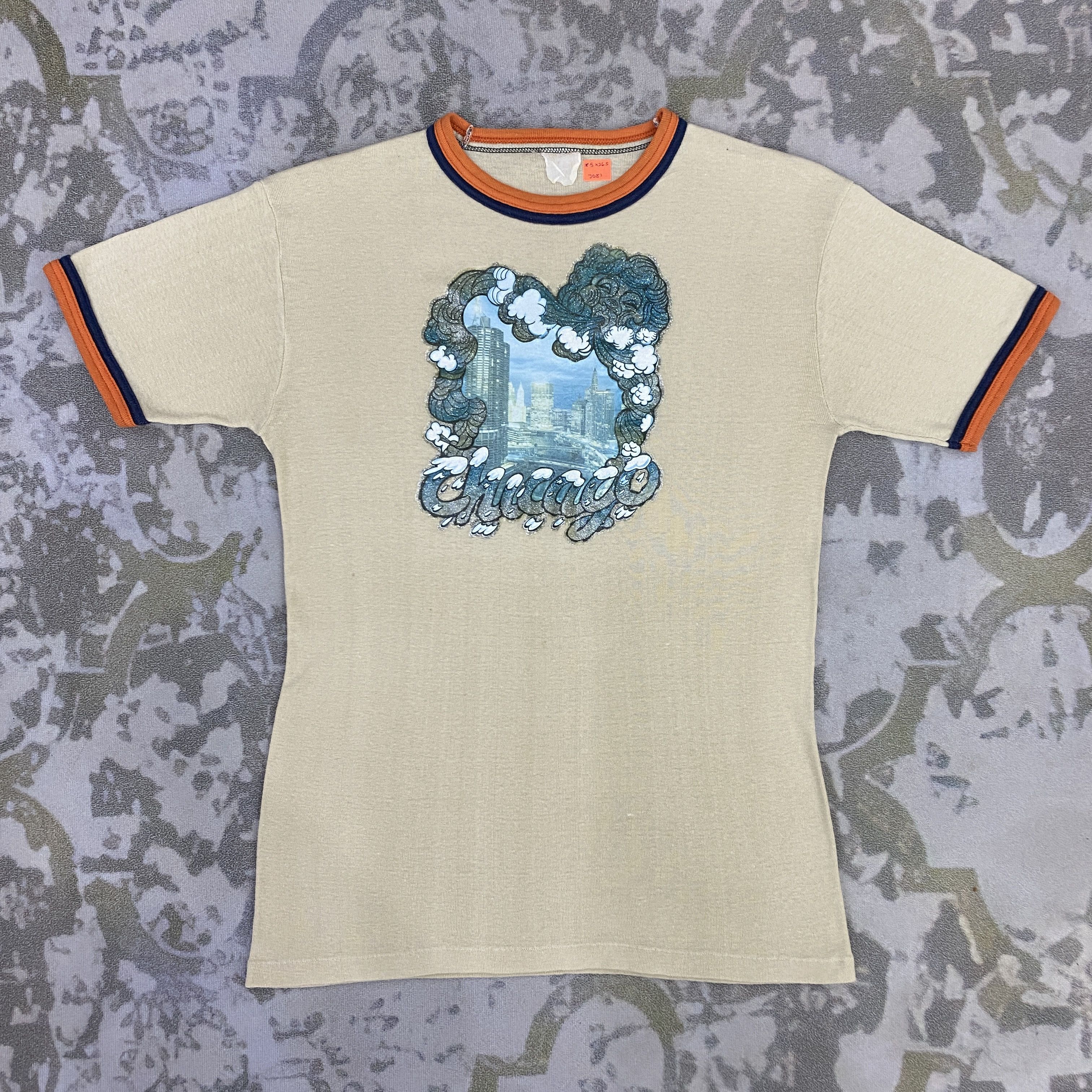 Vintage Vintage Chicago Pride Willis Tower Print Tshirt - J081 Size US S / EU 44-46 / 1 - 1 Thumbnail