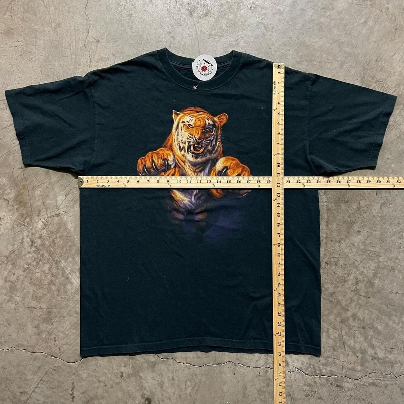 Vintage Vintage 1990s tiger graphic human Size US XL / EU 56 / 4 - 4 Thumbnail