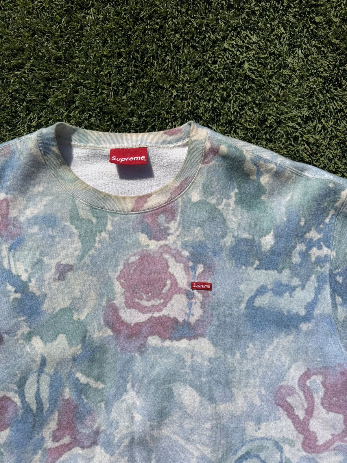 Supreme Supreme Small Box Crewneck 'Watercolor Floral' sweatshirt Size US XL / EU 56 / 4 - 2 Thumbnail