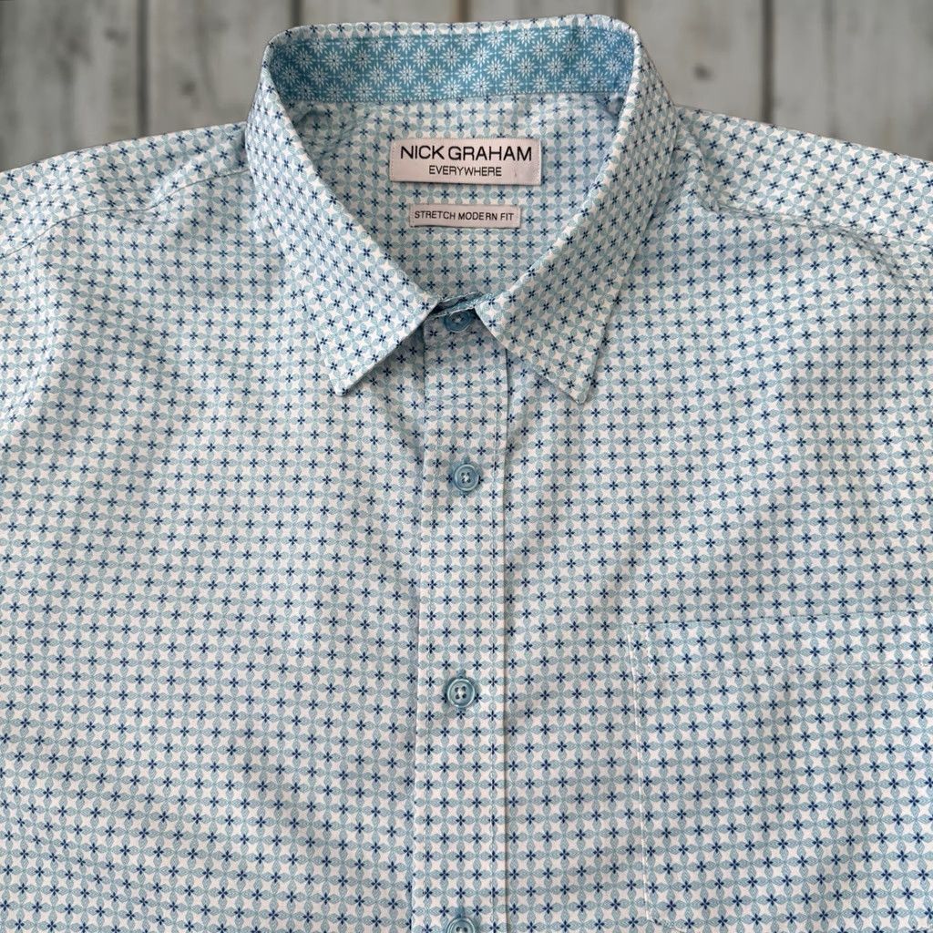 Vintage Nick Graham Everywhere Shirt Men XXL Blue Geometric Button Up Modern Fit Stretch Casual Travel Size US XXL / EU 58 / 5 - 1 Thumbnail