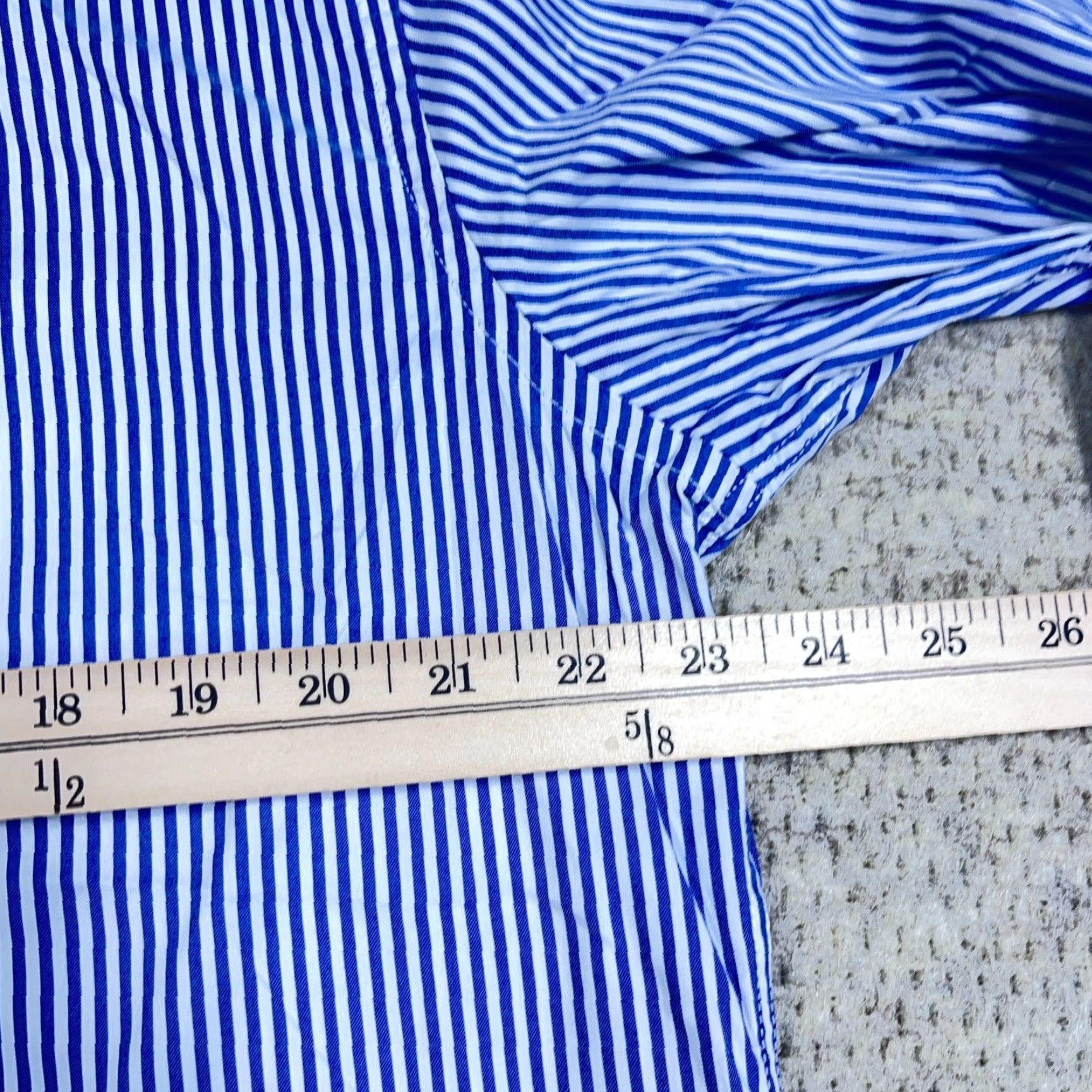 UNTUCKit UNTUCKit Shirt Men XL Blue White Striped Button Up Nylon Performance Dress Shirt Size 46R - 7 Thumbnail