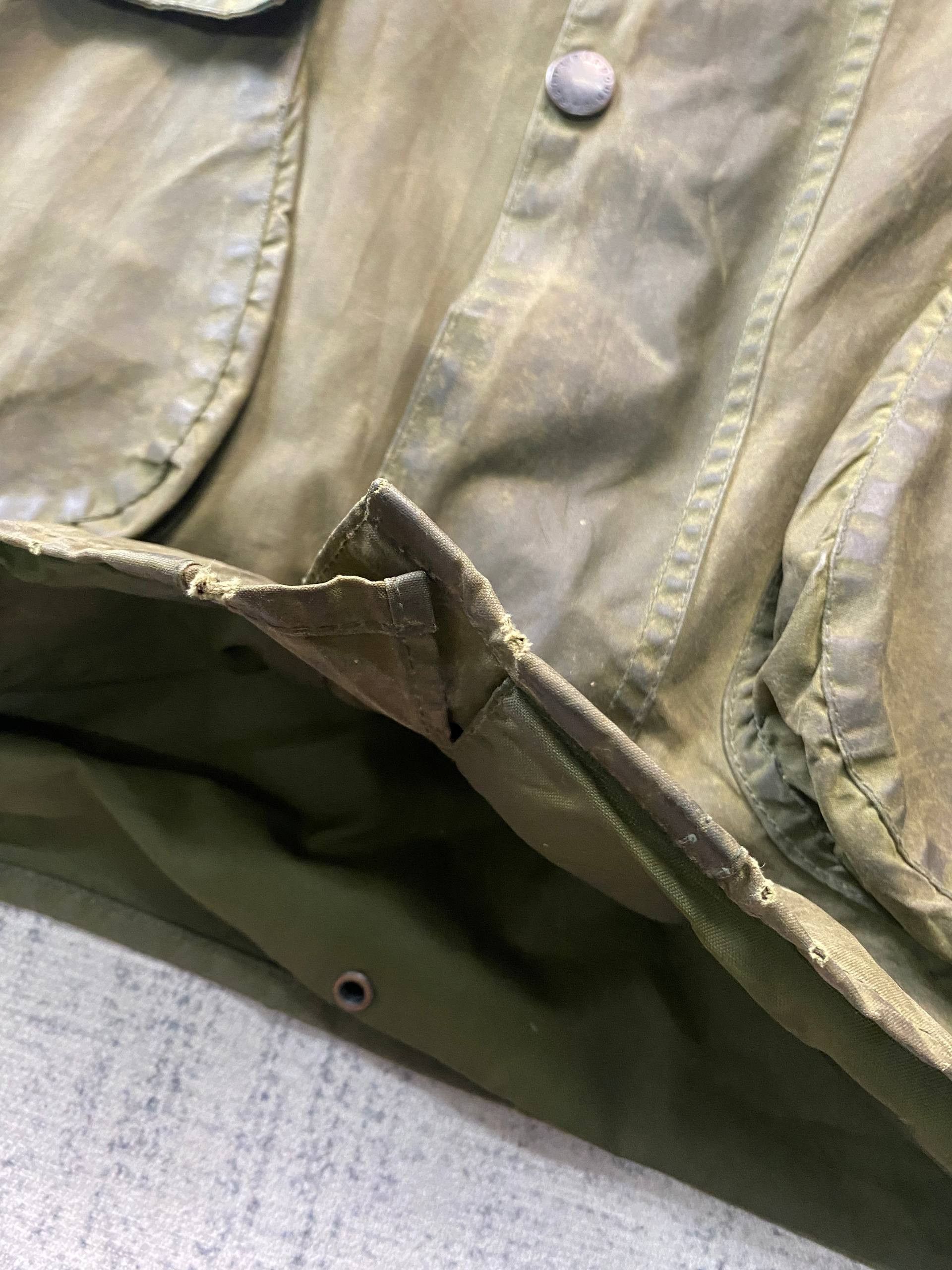 Barbour Vintage Barbour Border Waxed Jacket Size US L / EU 52-54 / 3 - 15 Thumbnail