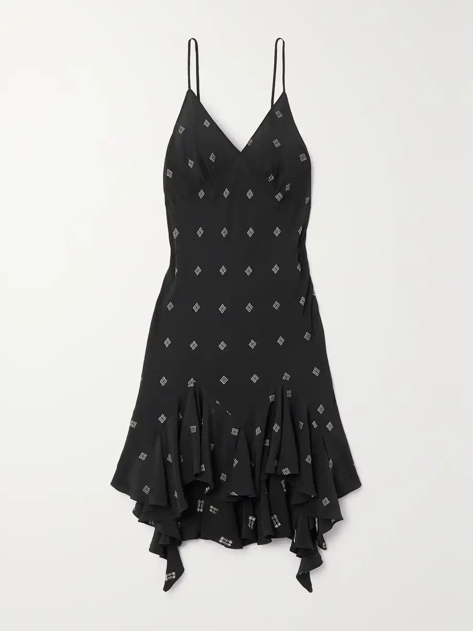 o1loc1c0824 Dress in Black