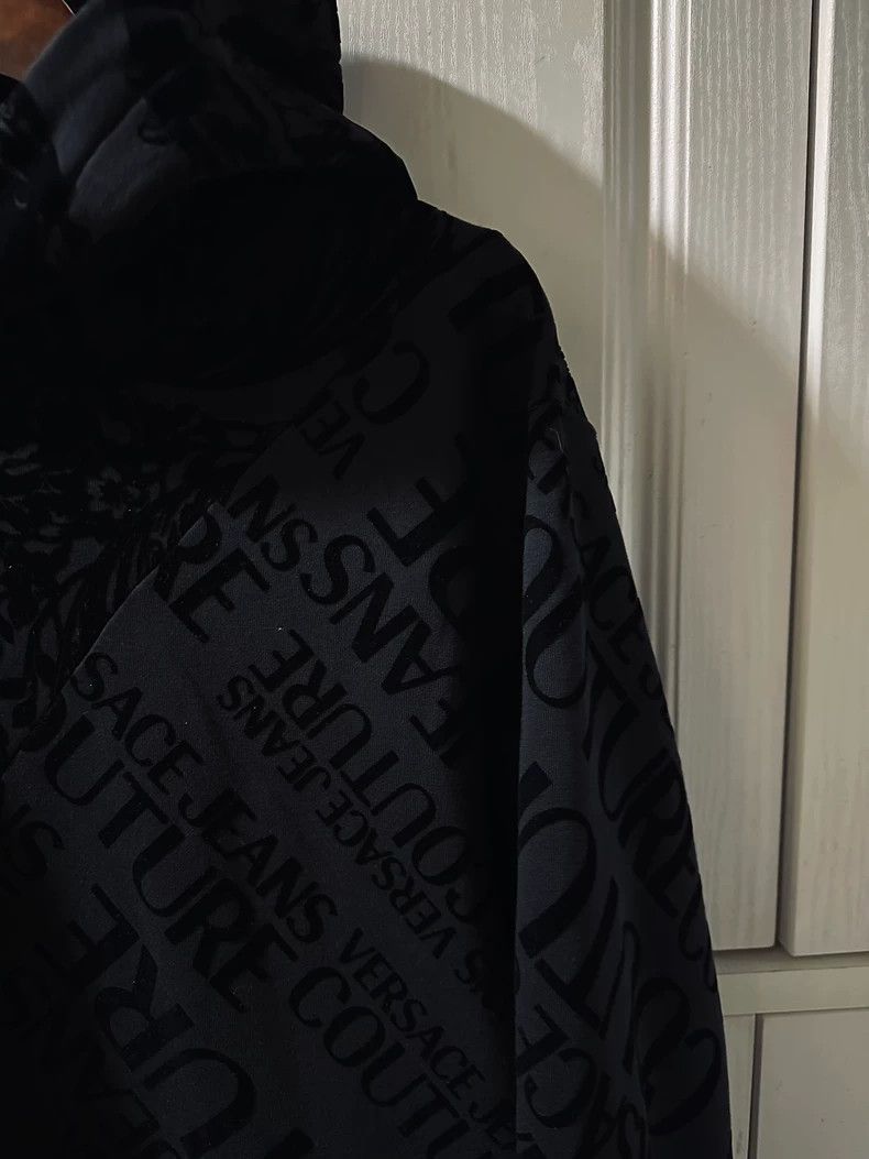 Versace Versace Baroque flocked patterned jacket sweatshirt Size US L / EU 52-54 / 3 - 4 Thumbnail