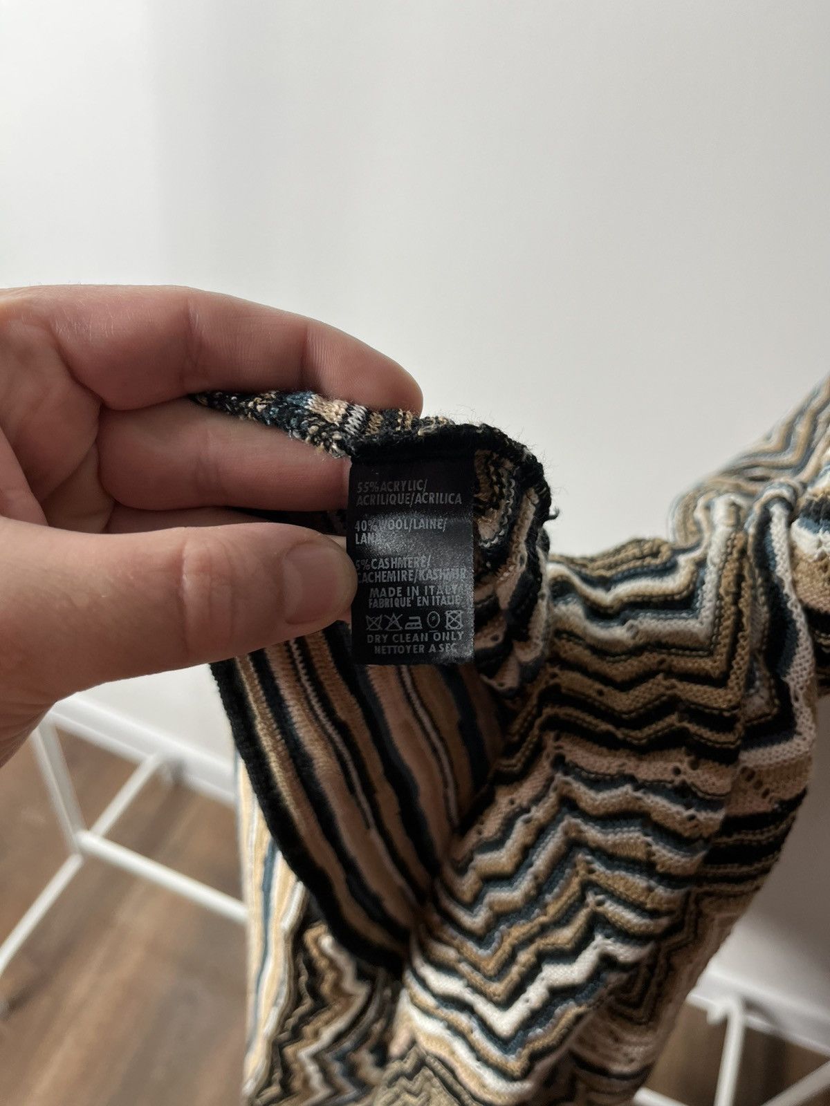 Missoni × Vintage Missoni Striped Zigzag Knit Poncho Made in Italy Wool Blend Size M / US 6-8 / IT 42-44 - 14 Thumbnail
