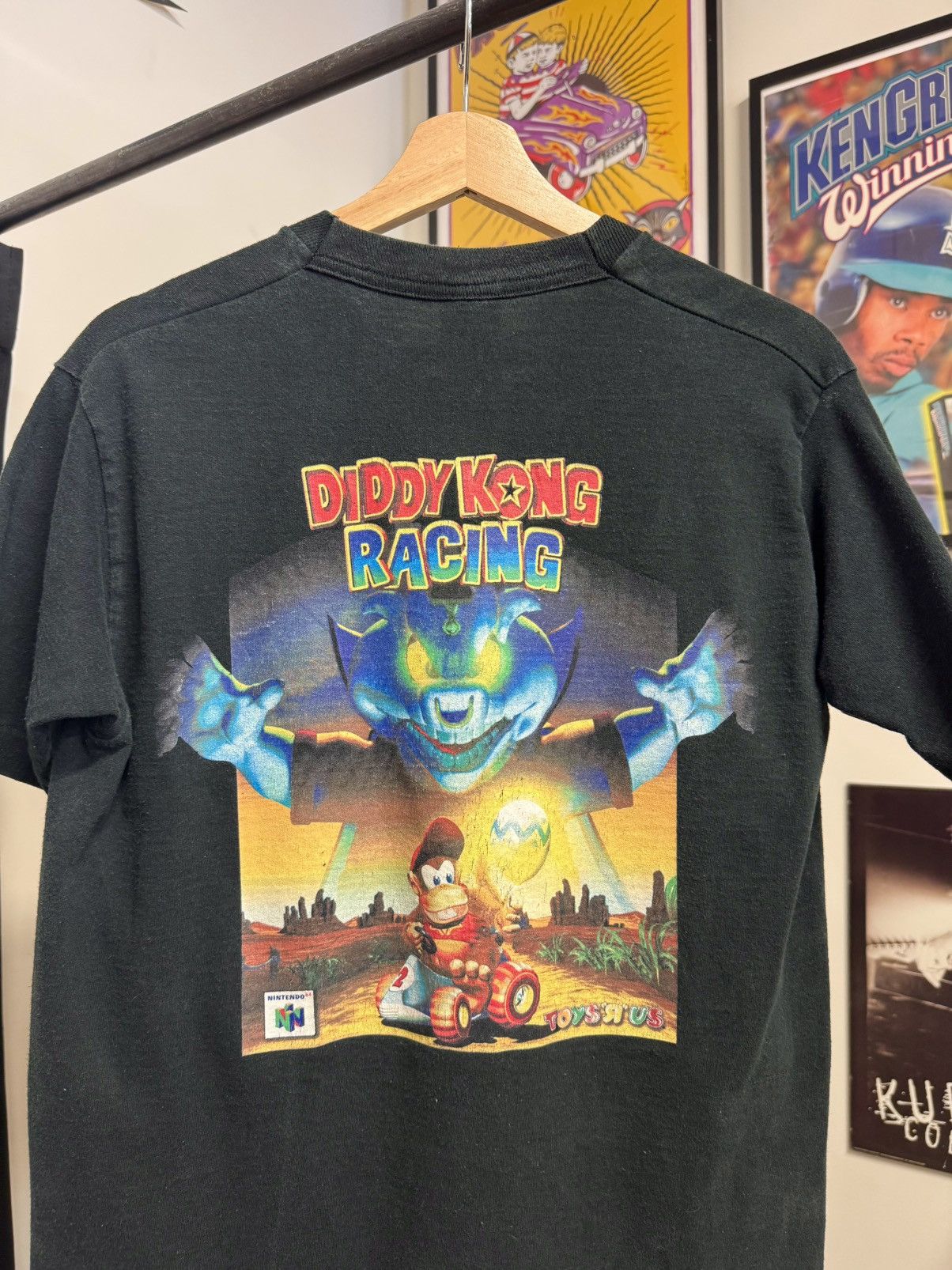 Vintage Vintage 90s Diddy Kong Racing Nintendo 64 Tee Size US M / EU 48-50 / 2 - 5 Thumbnail