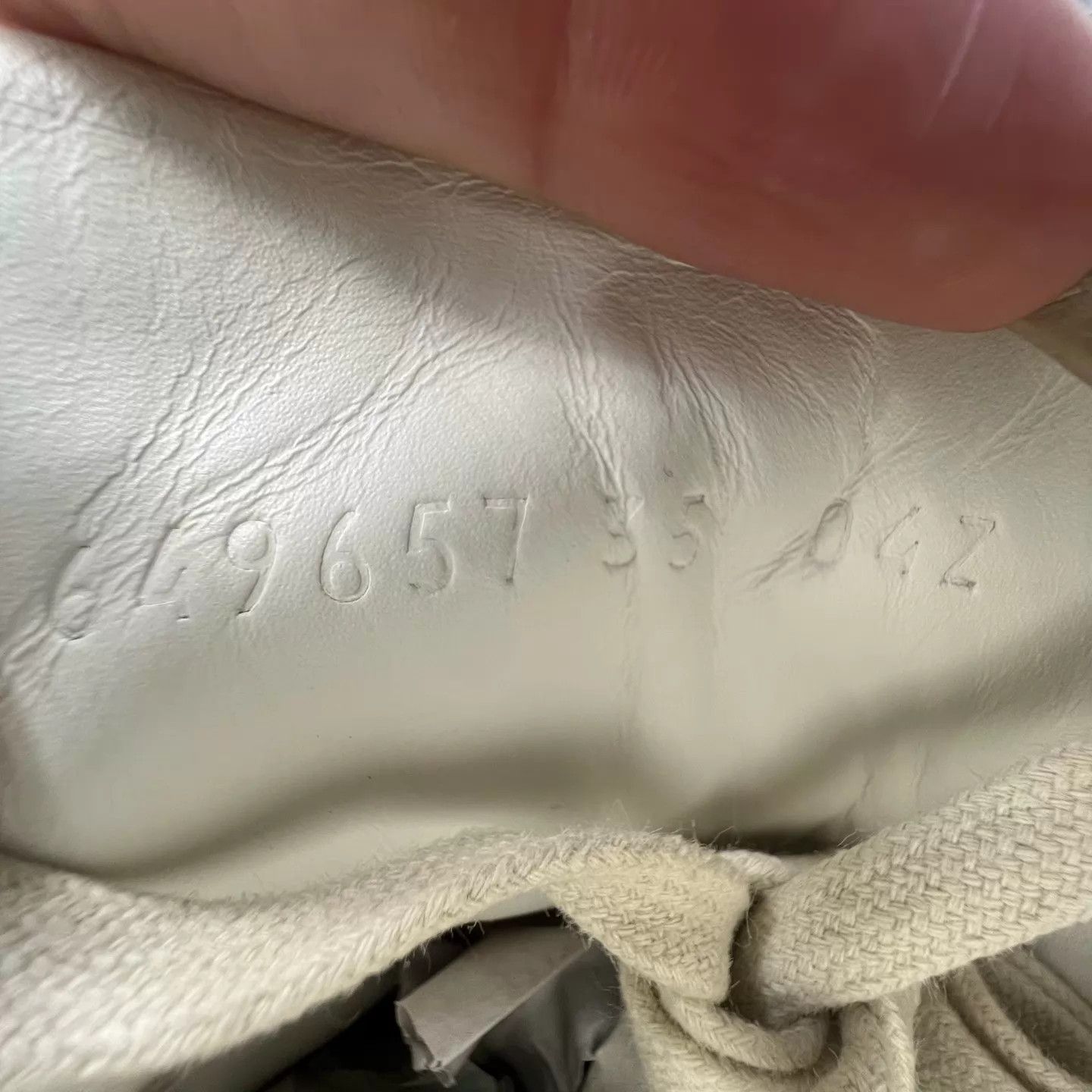 Gucci Gucci Ace x Disney Women's 35 Near Mint Size US 4.5 / IT 34.5 - 8 Thumbnail