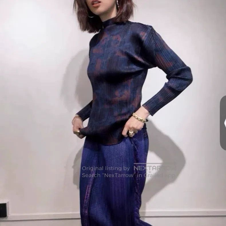 Issey Miyake Issey Miyake Dark Floral Top Size L / US 10 / IT 46 - 8 Thumbnail