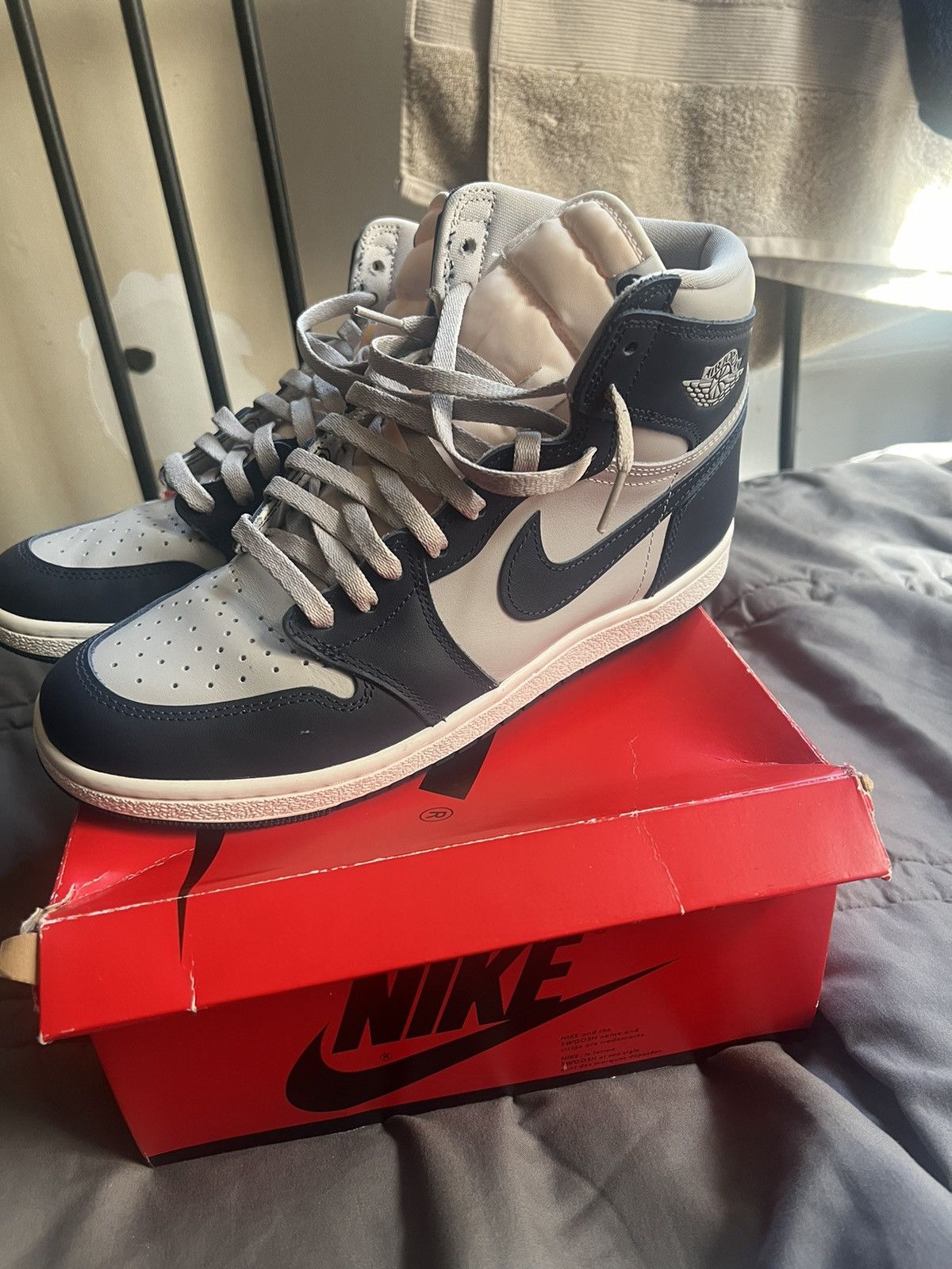 Jordan Brand Air Jordan 1 Retro High ‘85 OG ‘Georgetown Size US 10.5 / EU 43-44 - 3 Thumbnail