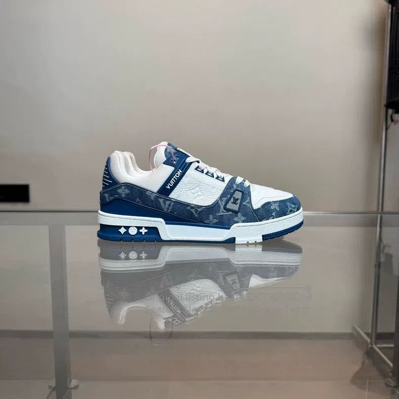 Louis Vuitton Louis Vuitton Trainer White and Blue Denim shoes Size US 9 / EU 42 - 7 Thumbnail