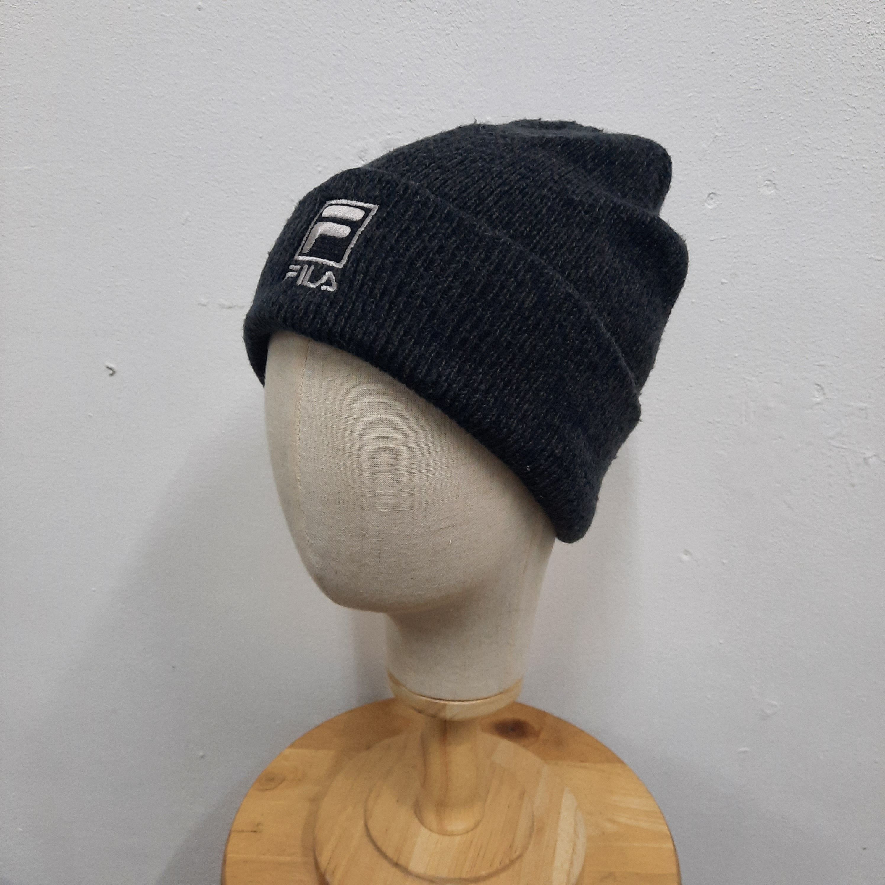 Fila 🏔 Vintage fila iconic logo beanie hat Size ONE SIZE - 2 Thumbnail