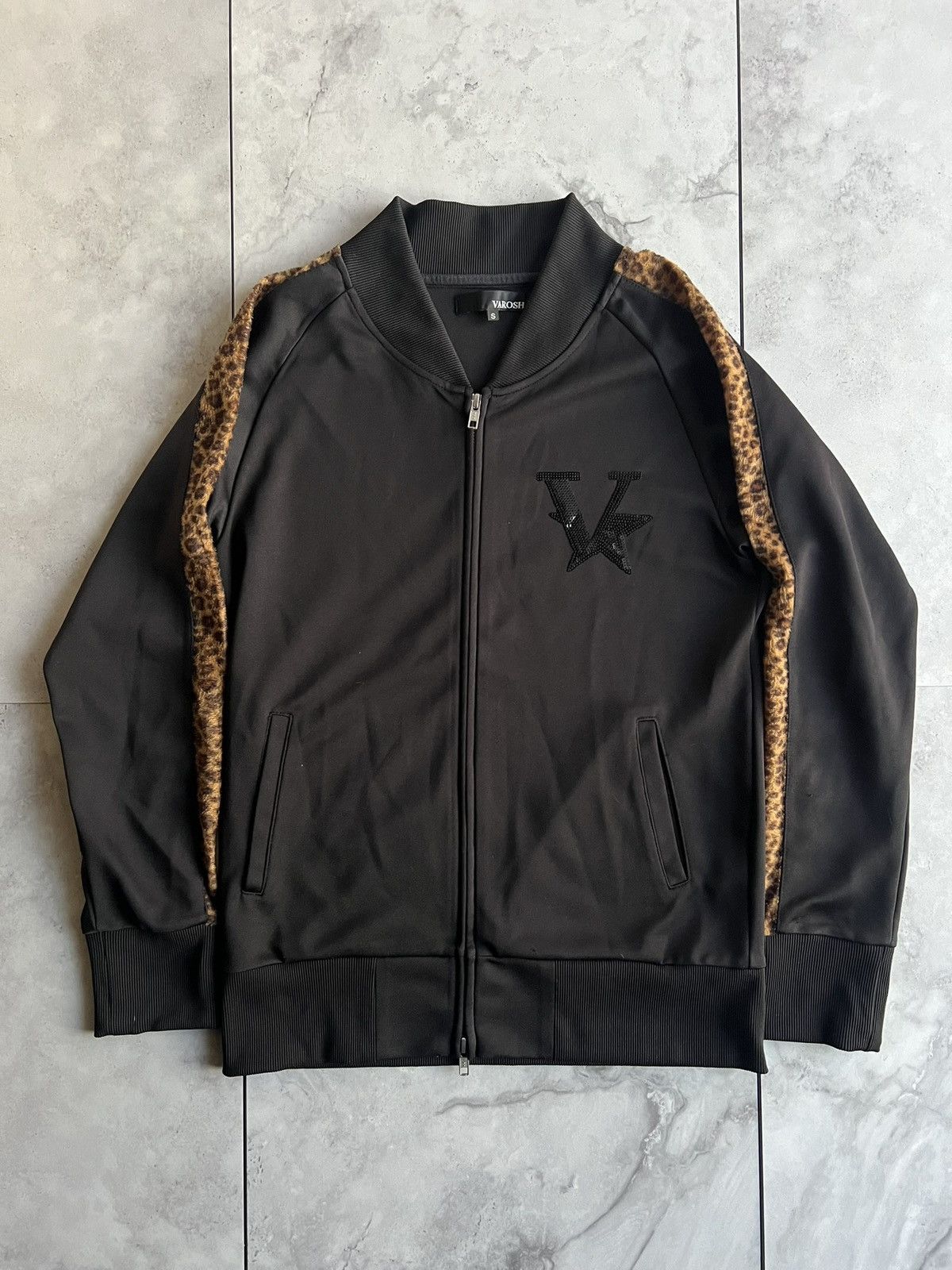 Japanese Brand Varosh Sequin Leopard Track Jacket Size US S / EU 44-46 / 1 - 1 Thumbnail