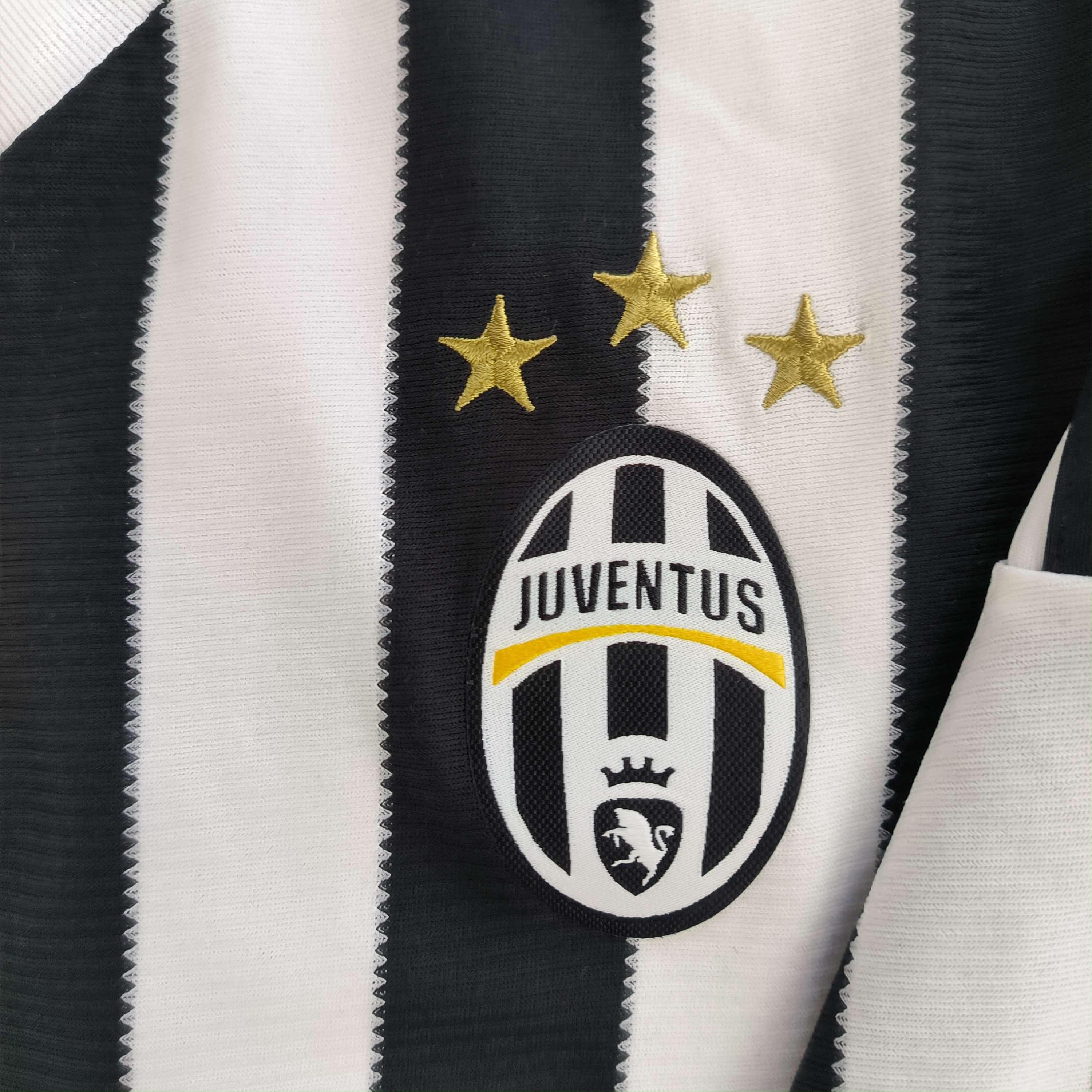 Adidas Juventus 2015-16 Adidas home UCL Bonucci football jersey M Size US M / EU 48-50 / 2 - 4 Thumbnail