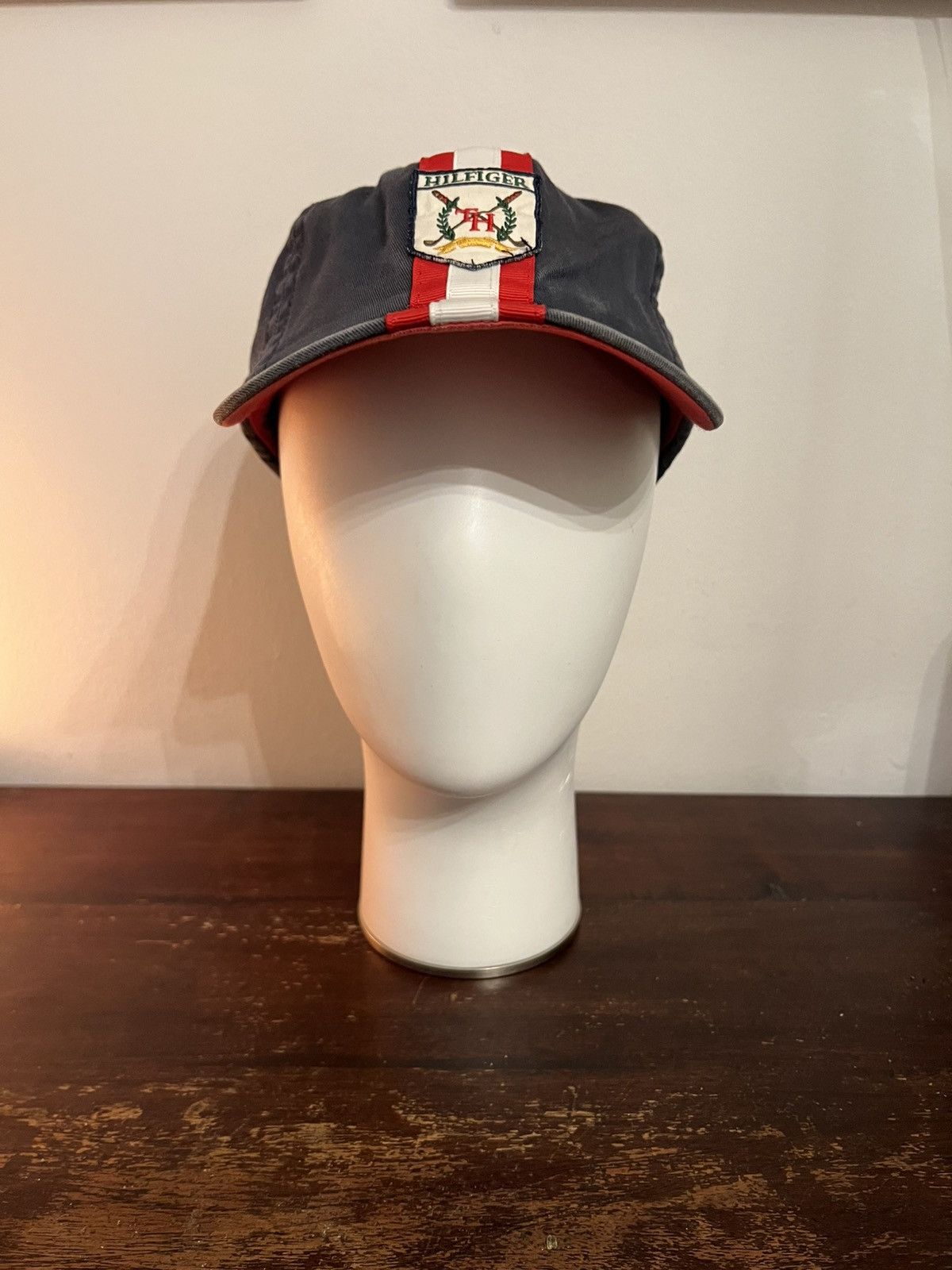 Tommy Hilfiger Vintage Tommy Hilfiger Golf Crest Cap Size ONE SIZE - 2 Thumbnail