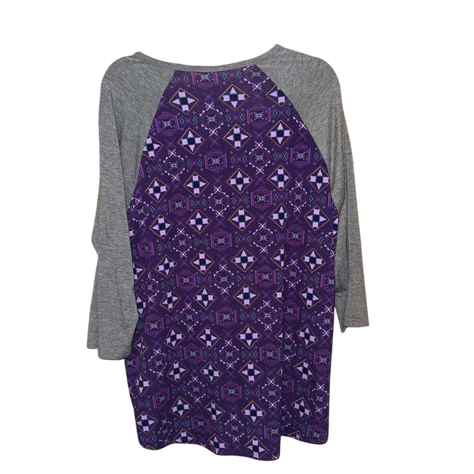 Other LuLaRoa XXL Purple and Gray Patterned Raglan Shirt Size XXL / US 16-18 / IT 52-54 - 2 Thumbnail