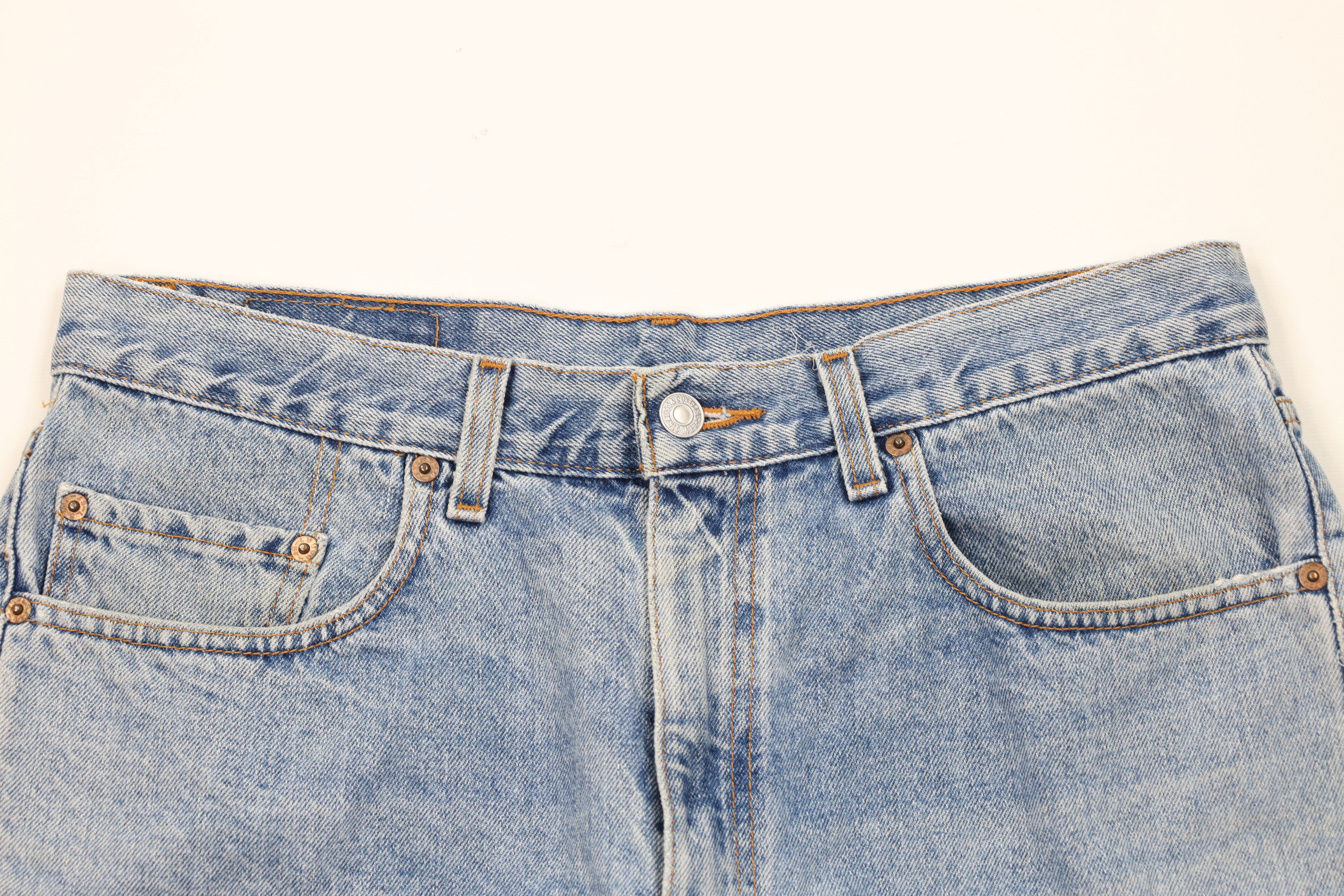 Levi's Vintage Y2K 2001 Levis 505 Fit Denim Jean Shorts Blue Size US 34 / EU 50 - 2 Thumbnail