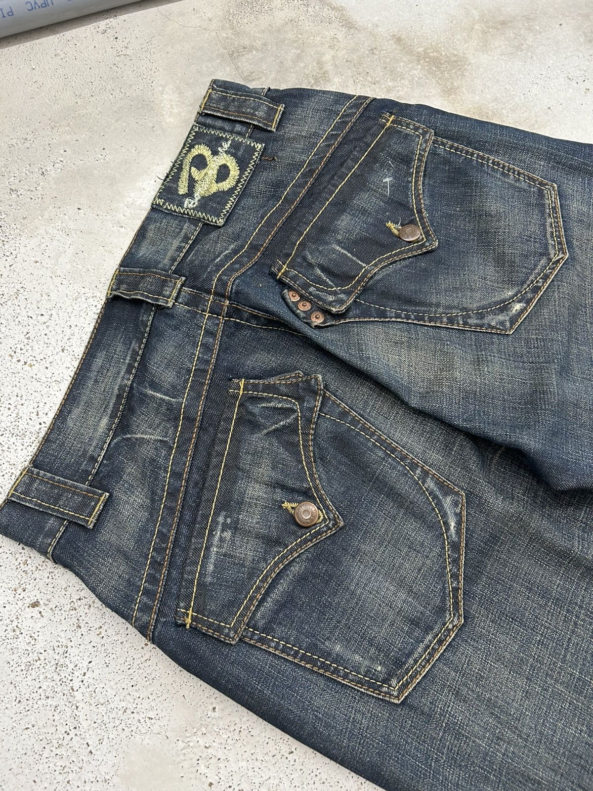 Le Grande Bleu (L.G.B.) Vintage Baggy Jeans Bonaventure Brand Mud Washed Size US 31 - 12 Thumbnail