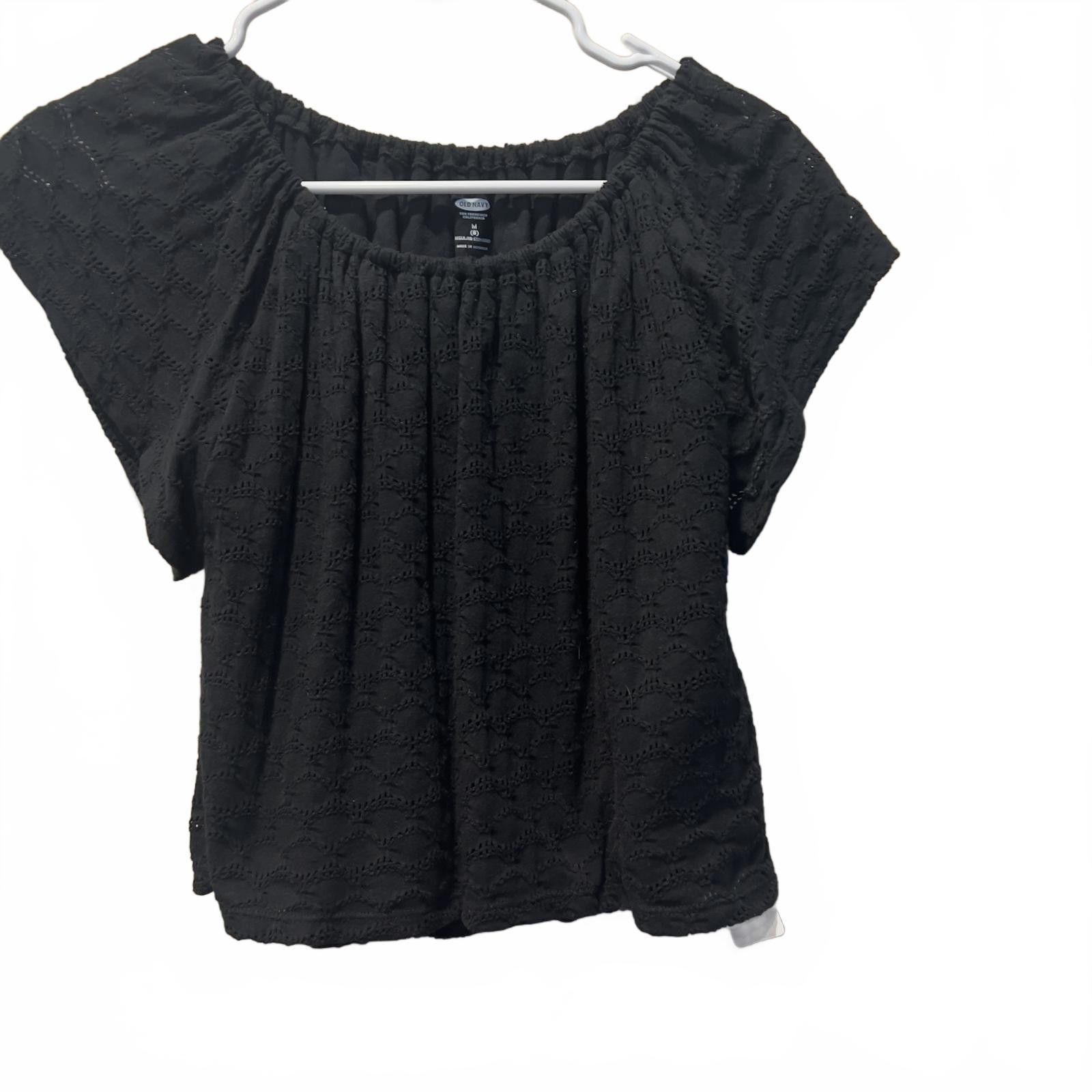 Old Navy Old Navy Black Eyelet Off-Shoulder Top, Medium Size M / US 6-8 / IT 42-44 - 1 Thumbnail