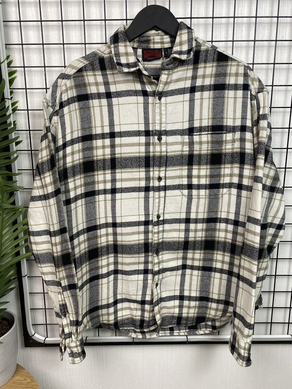 Other Death Row Records flannel shirt M size men big logo Size US M / EU 48-50 / 2 - 8 Thumbnail