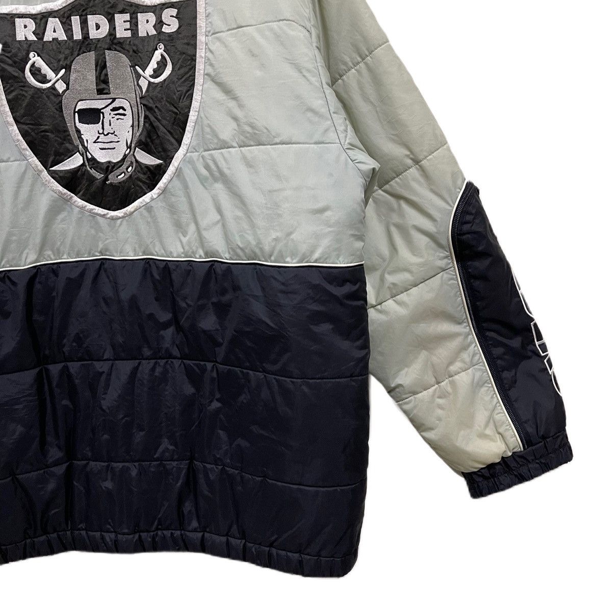 NFL Vintage Reebok X Raiders NFL puffer jacket Size US L / EU 52-54 / 3 - 7 Thumbnail