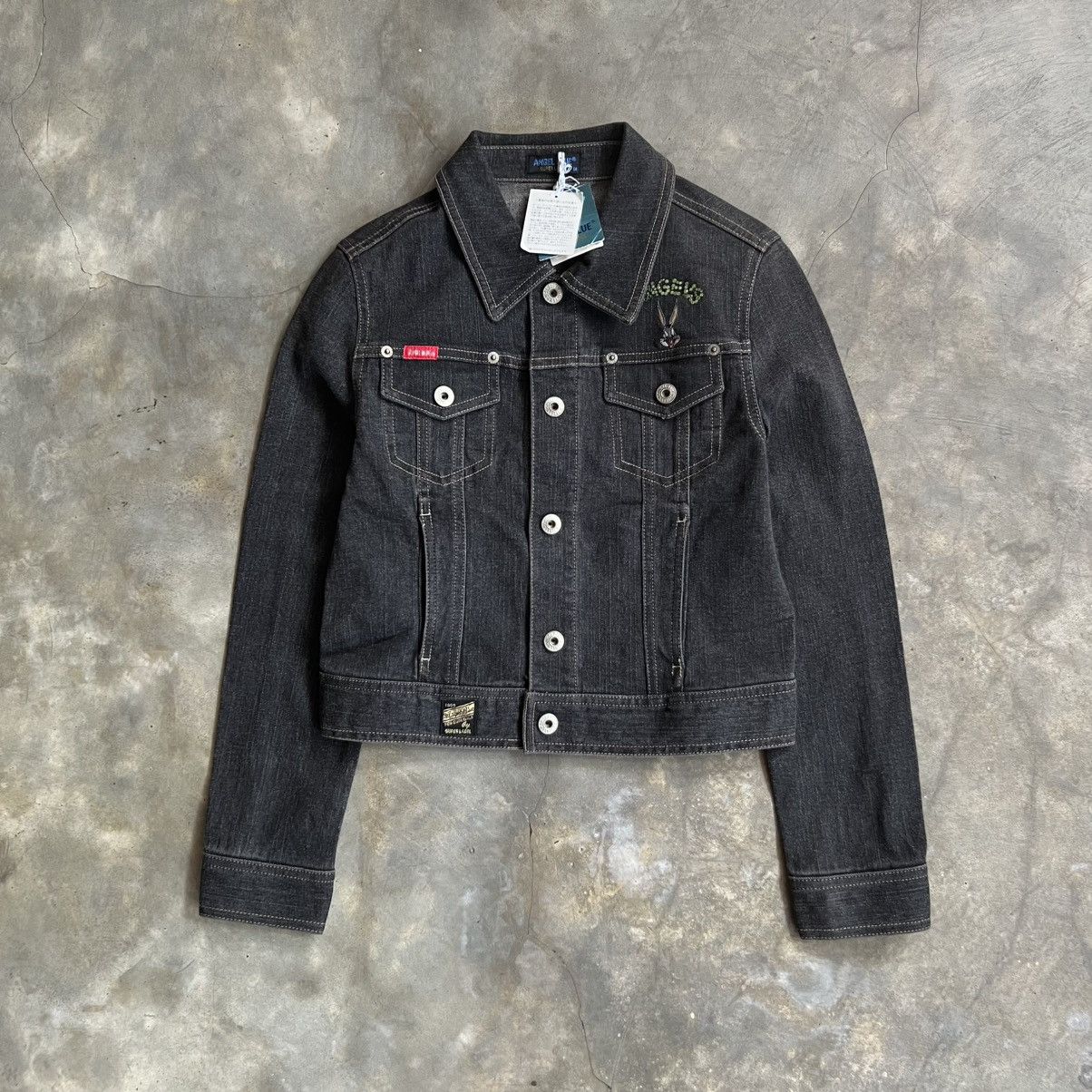 Angel Blue 2000s Angle Blue X Warner Bros Trucker Denim Jacket Size US XS / EU 42 / 0 - 1 Thumbnail