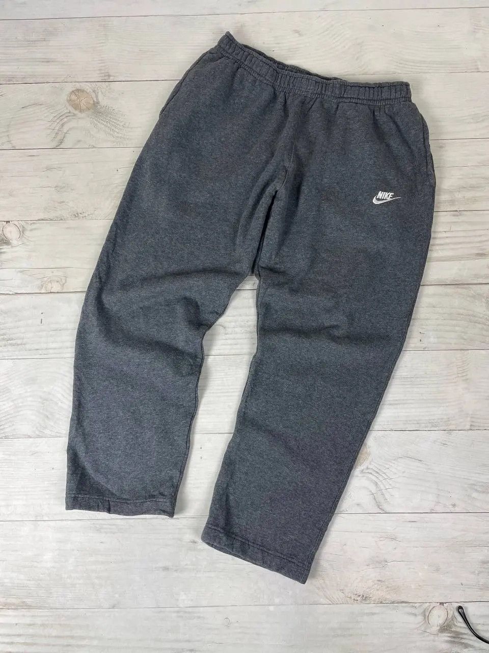 Nike Vintage Nike Baggy Sweatpants Swoosh Pants Size US 36 / EU 52 - 1 Thumbnail
