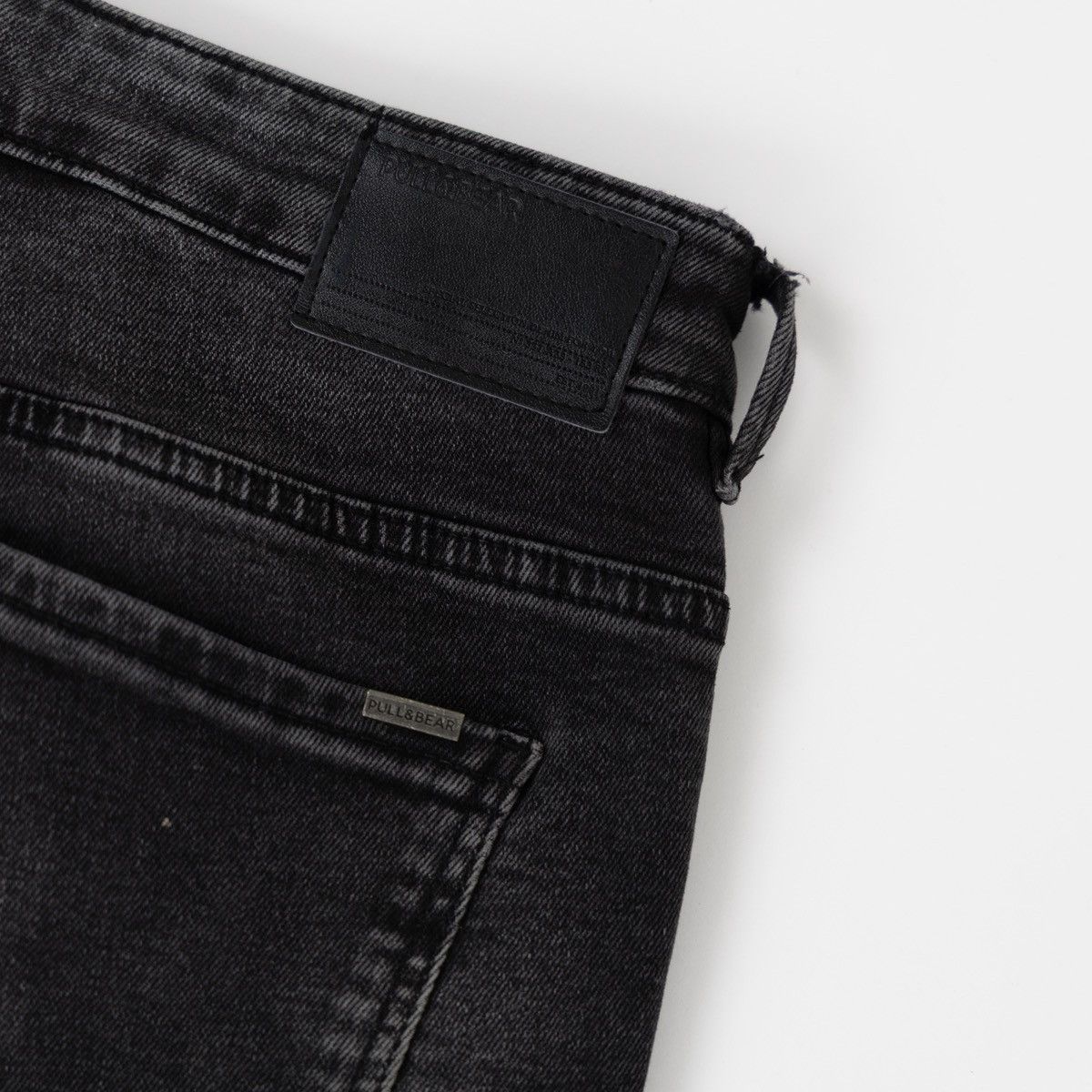 Pull & Bear Pull&Bear Mens Slim Fit Black Jeans Graphic Print Hollywood Size US 32 / EU 48 - 6 Thumbnail