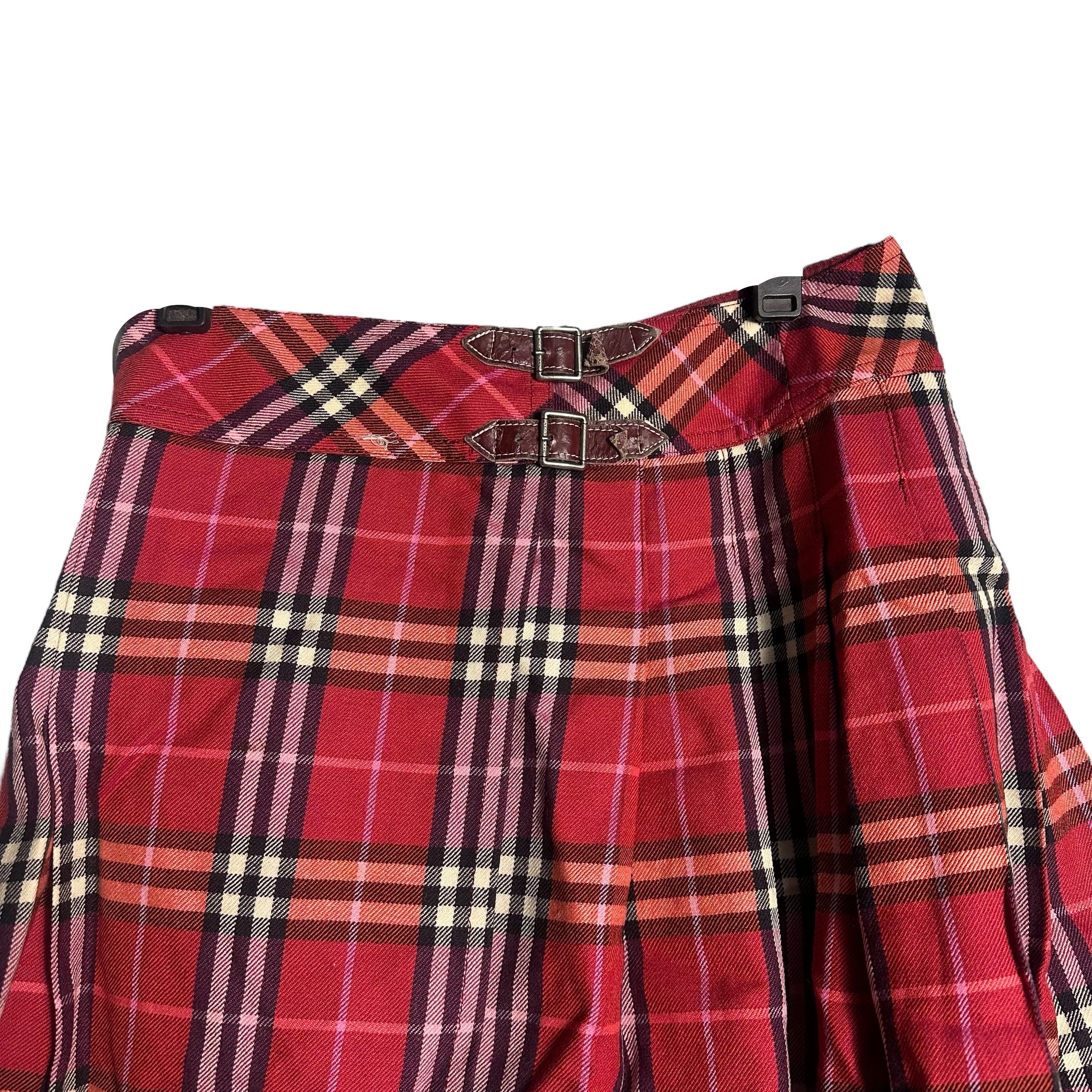 Burberry 🔥RARE🔥Burberry Blue Label Nova Check Mini Skirt Size 36" / US 14 / IT 50 - 2 Thumbnail