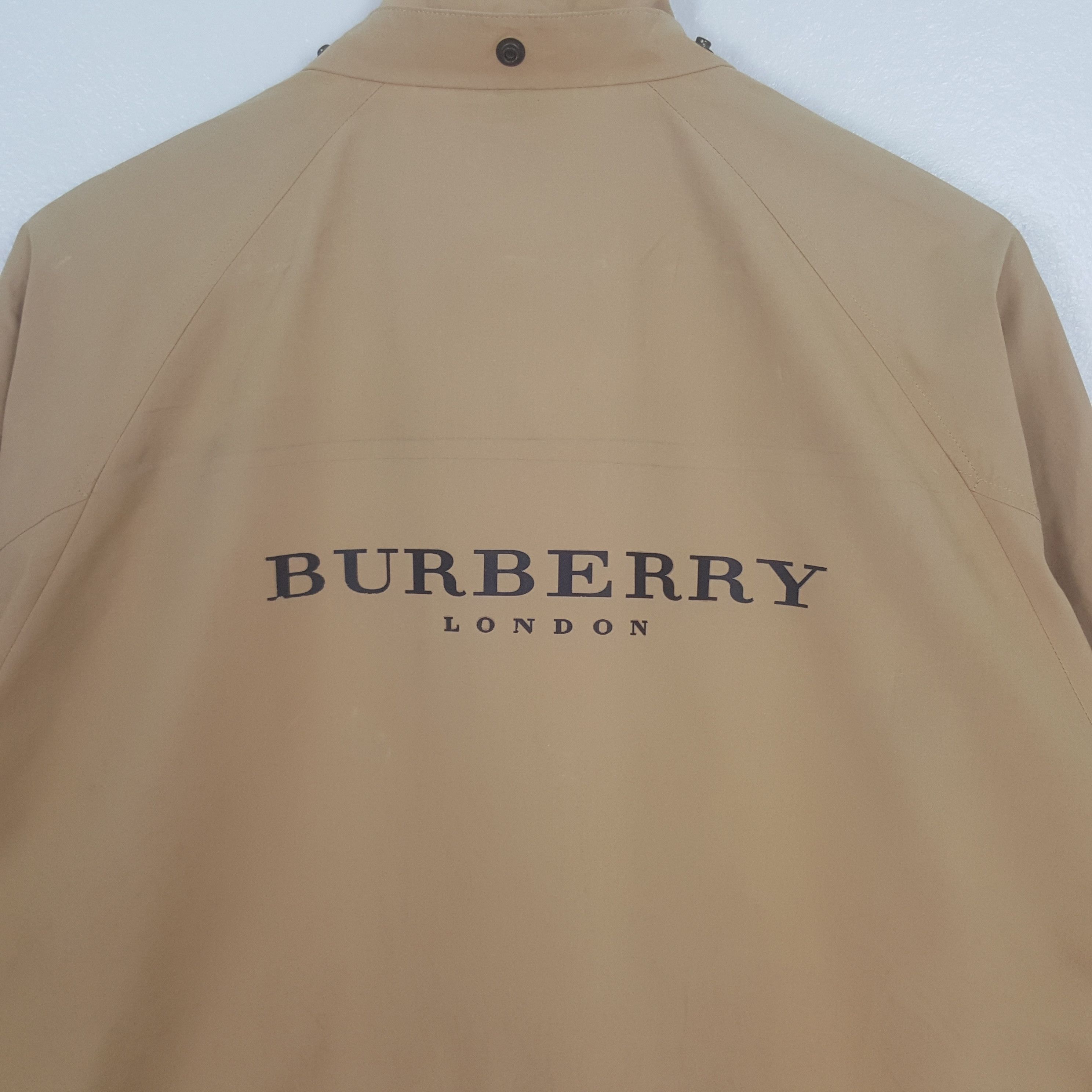 Burberry Vintage Burberrys Italian Brand Jacket C317N1 Size US XL / EU 56 / 4 - 2 Thumbnail