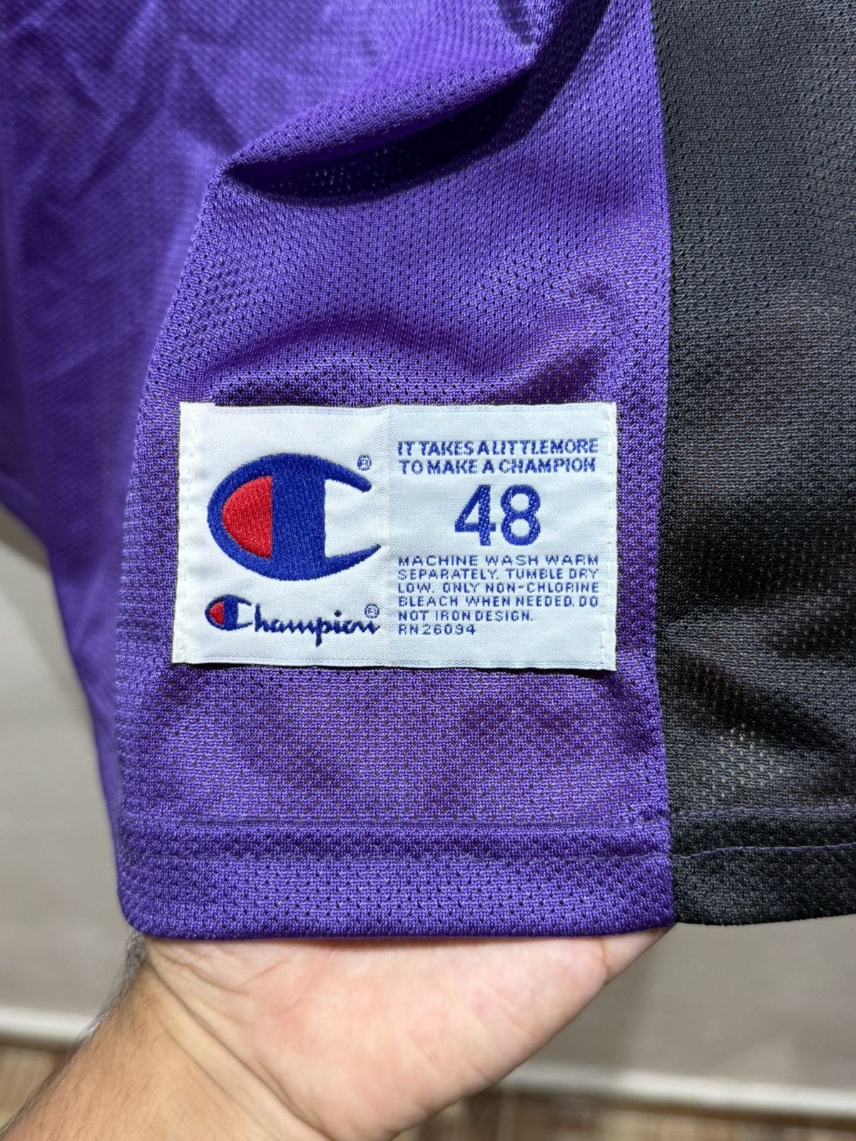 Champion Vintage Toronto Raptors Carter Jersey Size US XL / EU 56 / 4 - 6 Thumbnail