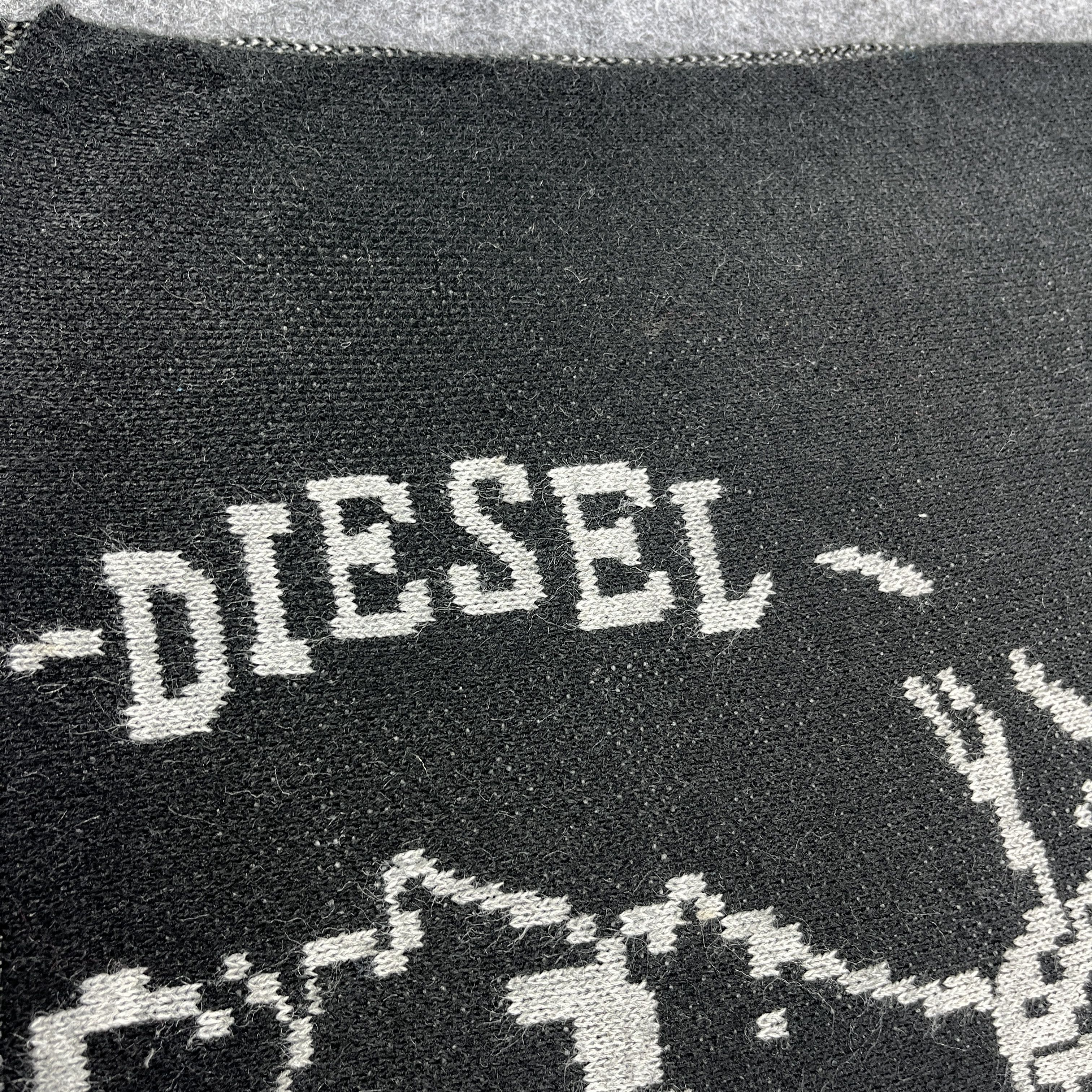 Diesel Diesel Big Logo Scarf / Muffler / Neckwear T1278 Size ONE SIZE - 5 Thumbnail