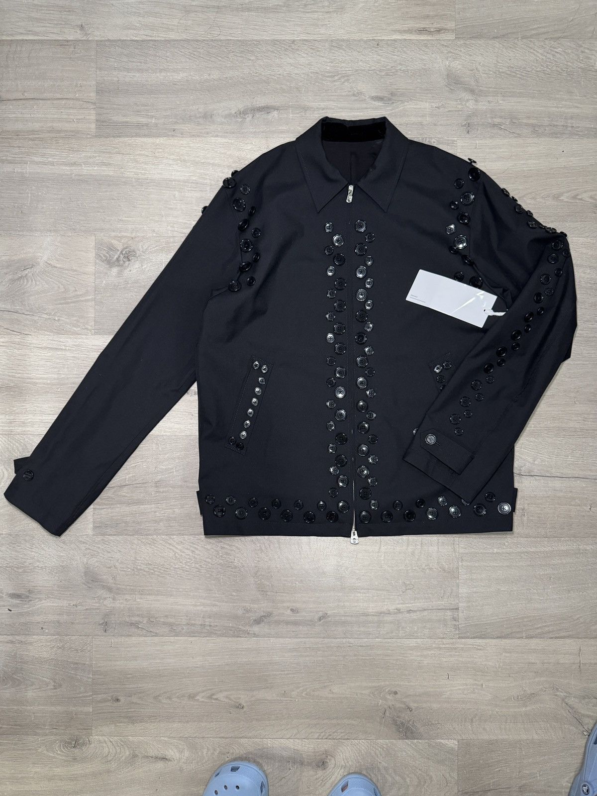 Takahiromiyashita The Soloist. TAKAHIROMIYASHITA TheSoloist. SS25 Button Embellished Jacket Size US L / EU 52-54 / 3 - 1 Thumbnail