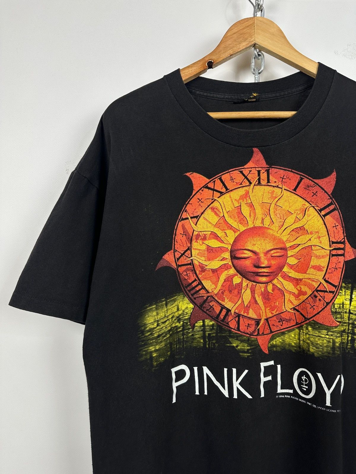 Band Tees 1994 Vintage Pink Floyd North American Tour Brockum T-Shirt Size US XL / EU 56 / 4 - 5 Thumbnail