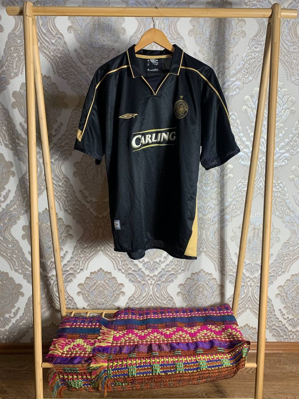 Umbro Vintage Umbro FC Celtic Scotland Soccer Jersey Y2K 90s Size US L / EU 52-54 / 3 - 1 Thumbnail