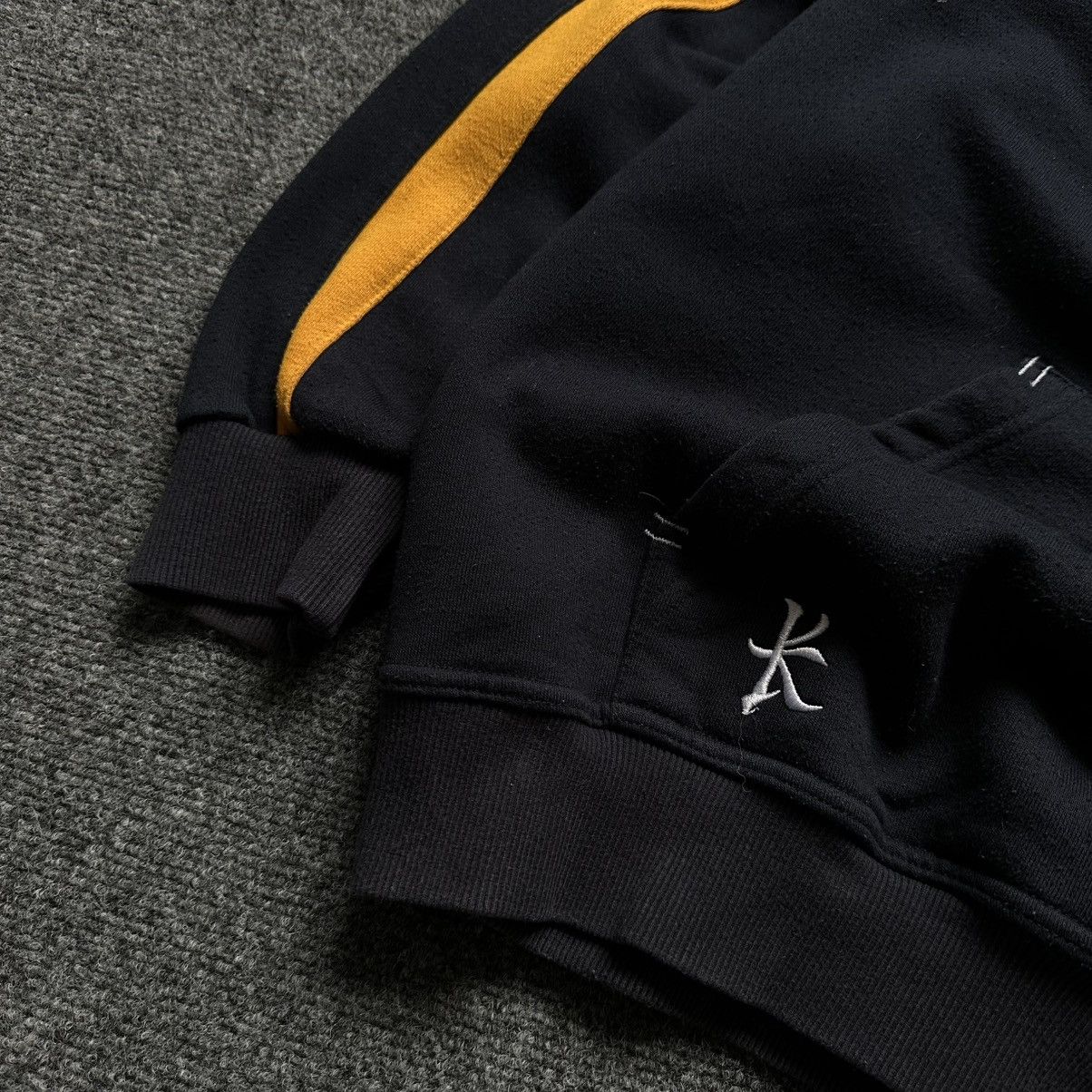 Genetic Manipulation Shinichiro Kuriya VTG Japanese Style Kukri Sherborne Qatar Hoodie Size M Y2K Size US M / EU 48-50 / 2 - 7 Thumbnail
