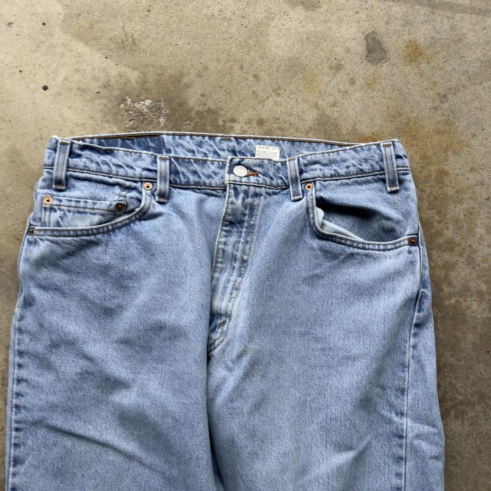 Vintage Vintage 90s Levi's 505 Light Wash Denim Jeans USA ERD Grunge Size US 36 / EU 52 - 7 Thumbnail