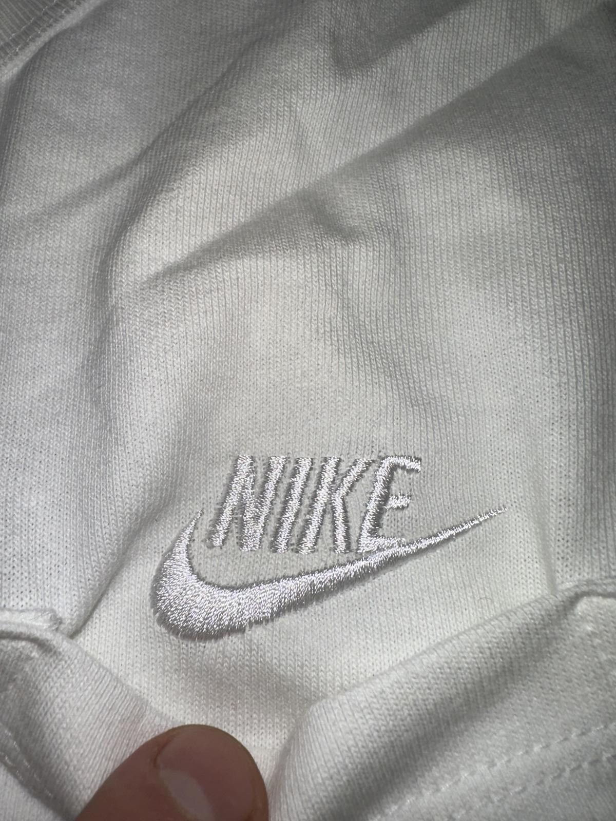 Nike Nike Sportswear Men’s Premium Essentials Pocket T-Shirt Size US S / EU 44-46 / 1 - 3 Thumbnail