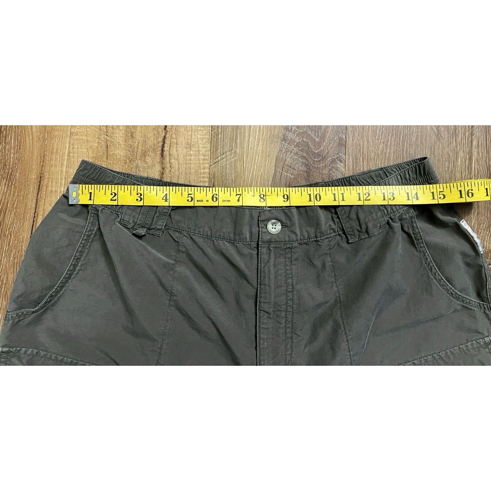 Columbia Columbia Women's Size 14 Chino Shorts 6 Brown Pockets EUC Size 36" / US 14 / IT 50 - 4 Thumbnail