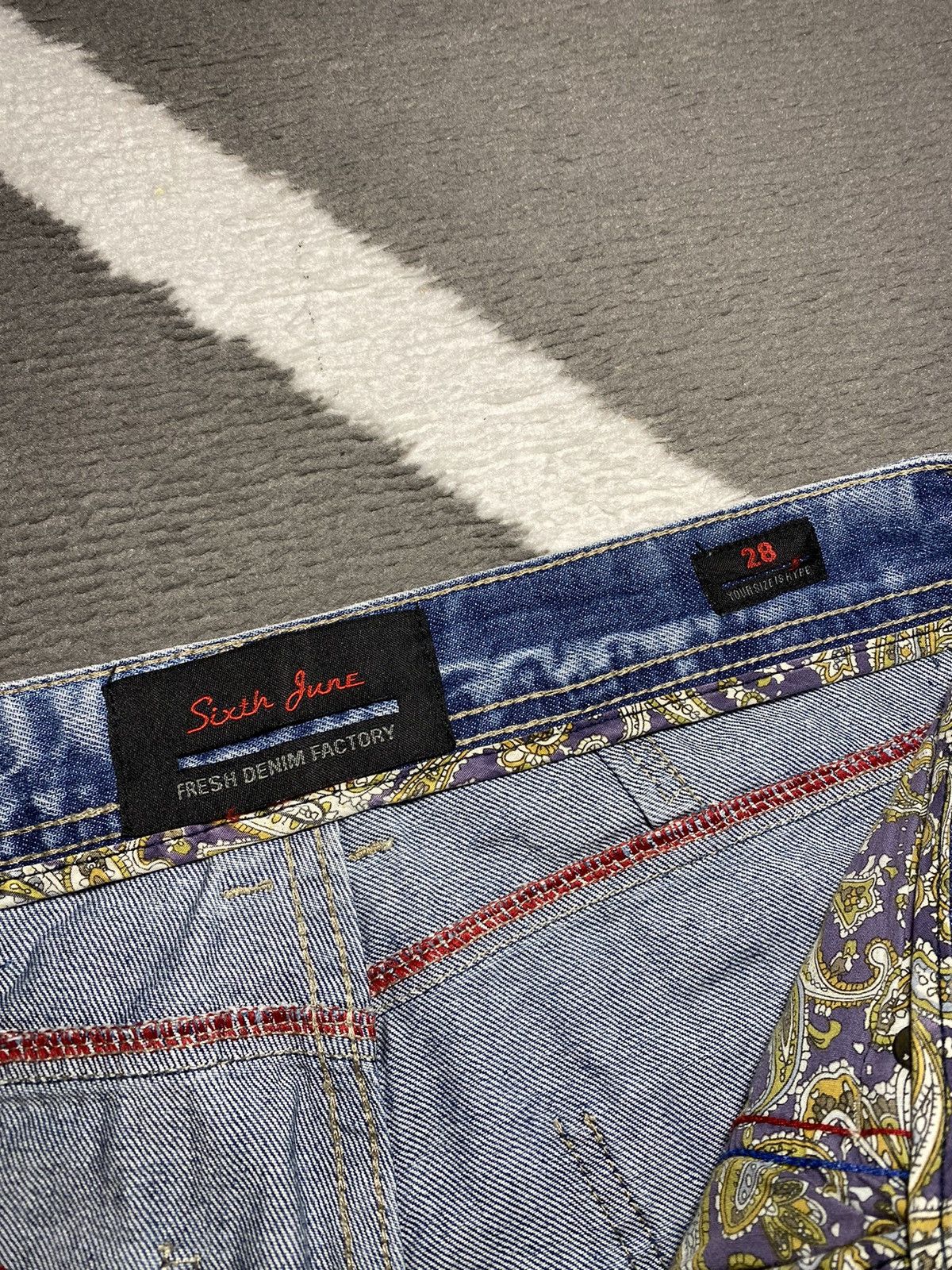 Designer × Vintage Men’s distressed Slim Fit Denim Pants Trousers Drill Size US 28 / EU 44 - 16 Thumbnail