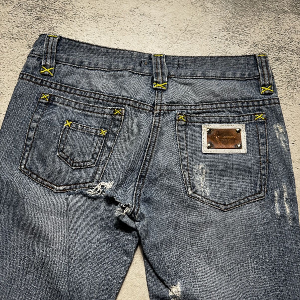 Dolce & Gabbana flared dolce gabbana distressed jeans with big logo Size 26" / US 2 / IT 38 - 3 Thumbnail