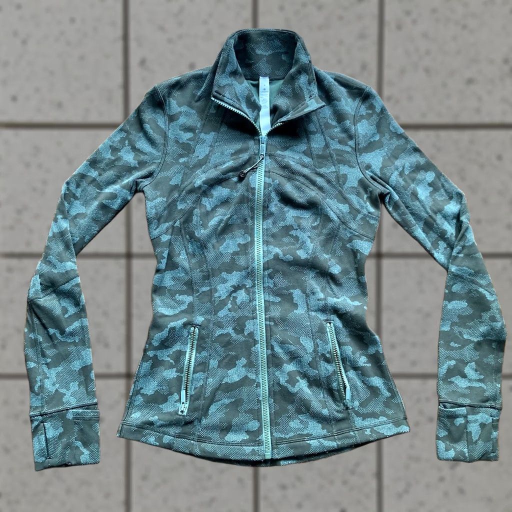 Lululemon Lululemon Define Jacket Womens Size 4 Camouflage Olive Green Full Zip Heritage Nylon Green Womens Size S / US 4 / IT 40 - 1 Thumbnail